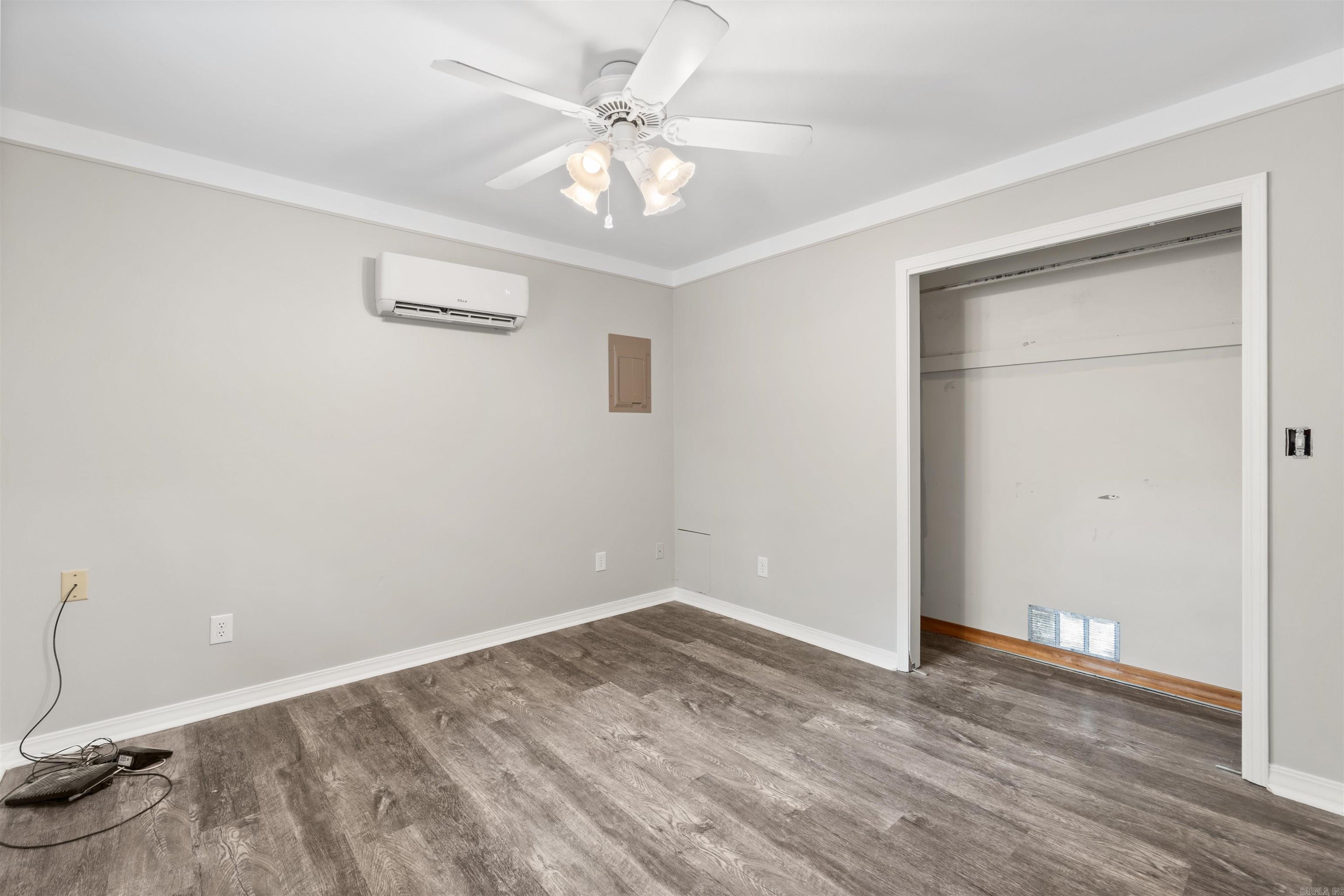 Dennis - Residential