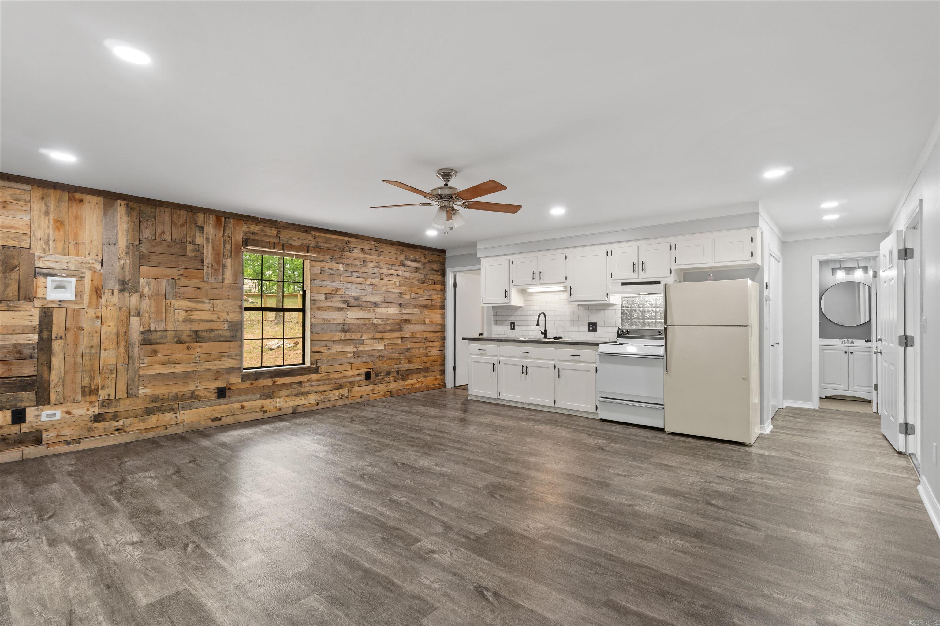 Dennis - Residential