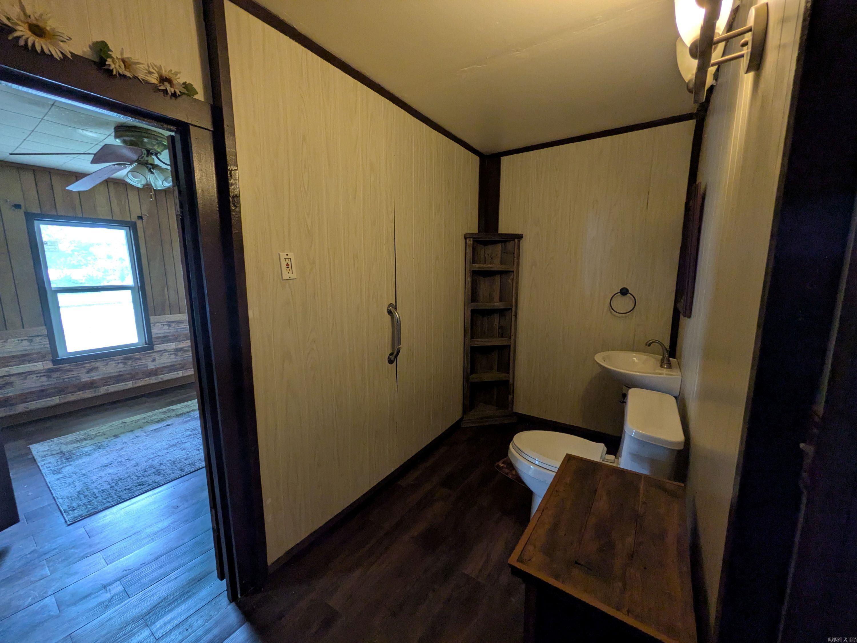 CLARKSVILLE REAL EST - Residential