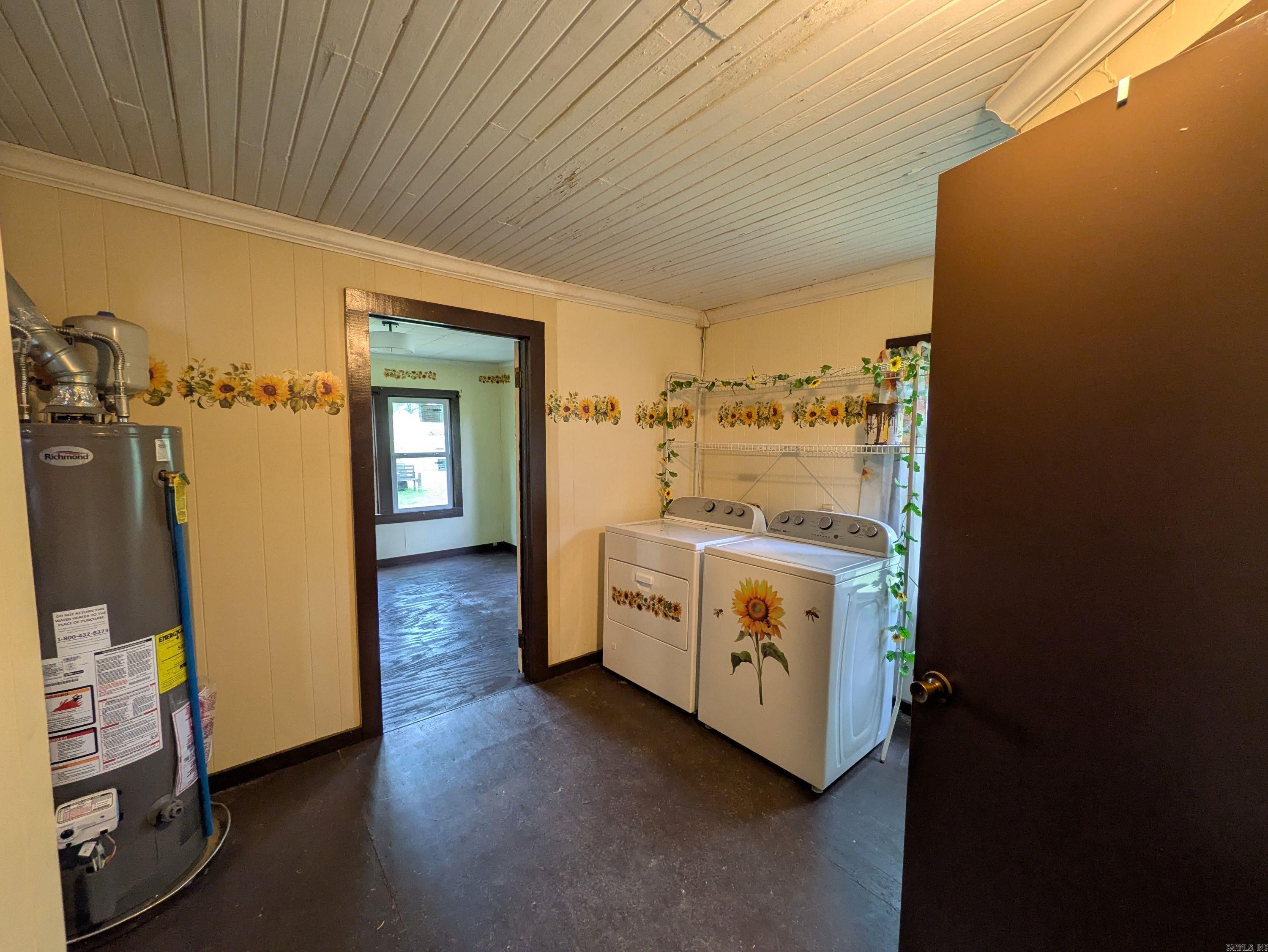 CLARKSVILLE REAL EST - Residential