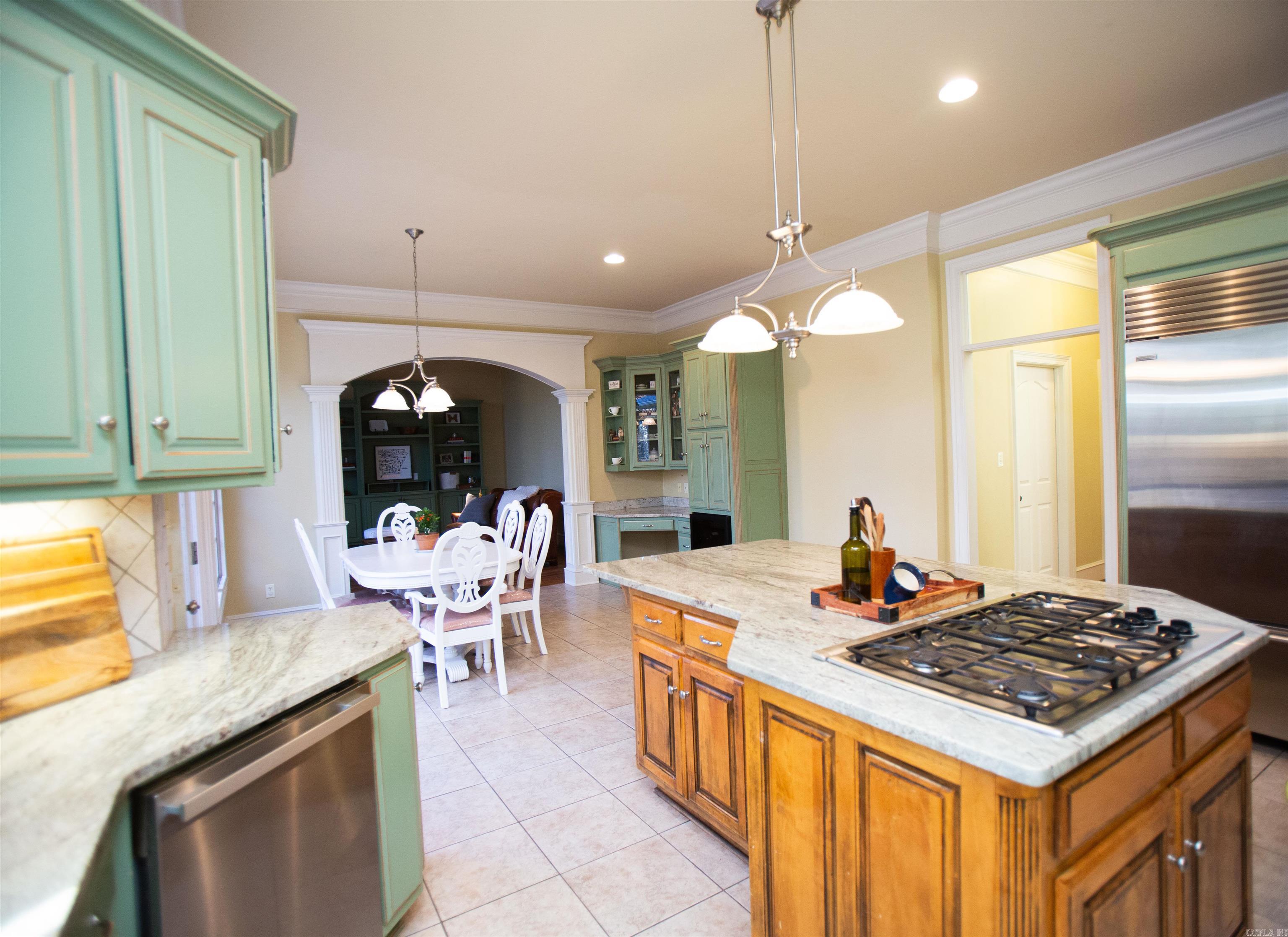 CHENAL VALLEY WITRY COURT - Residential Lease