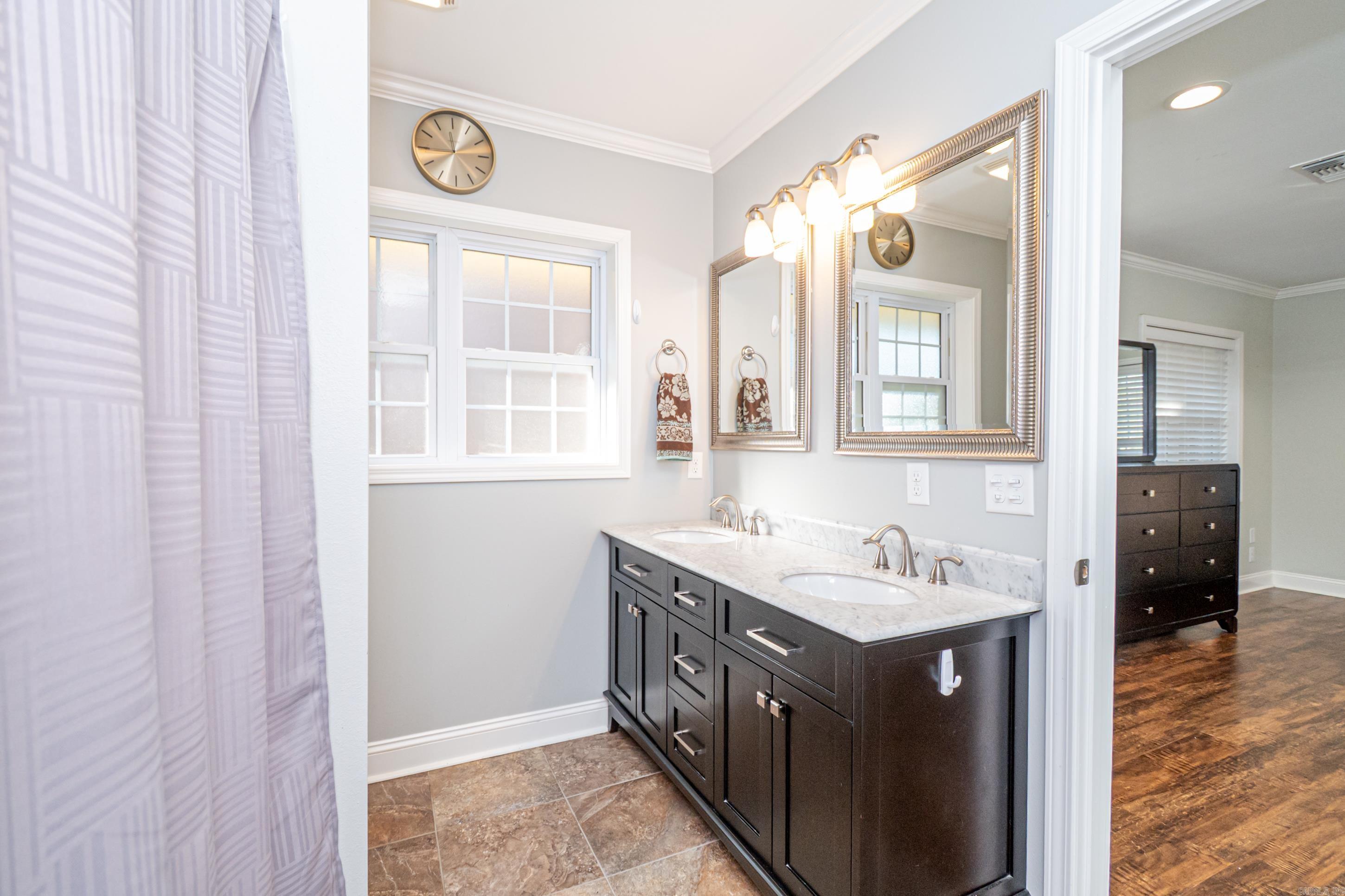 THOMPSON HEIGHTS 2ND S-D - Residential