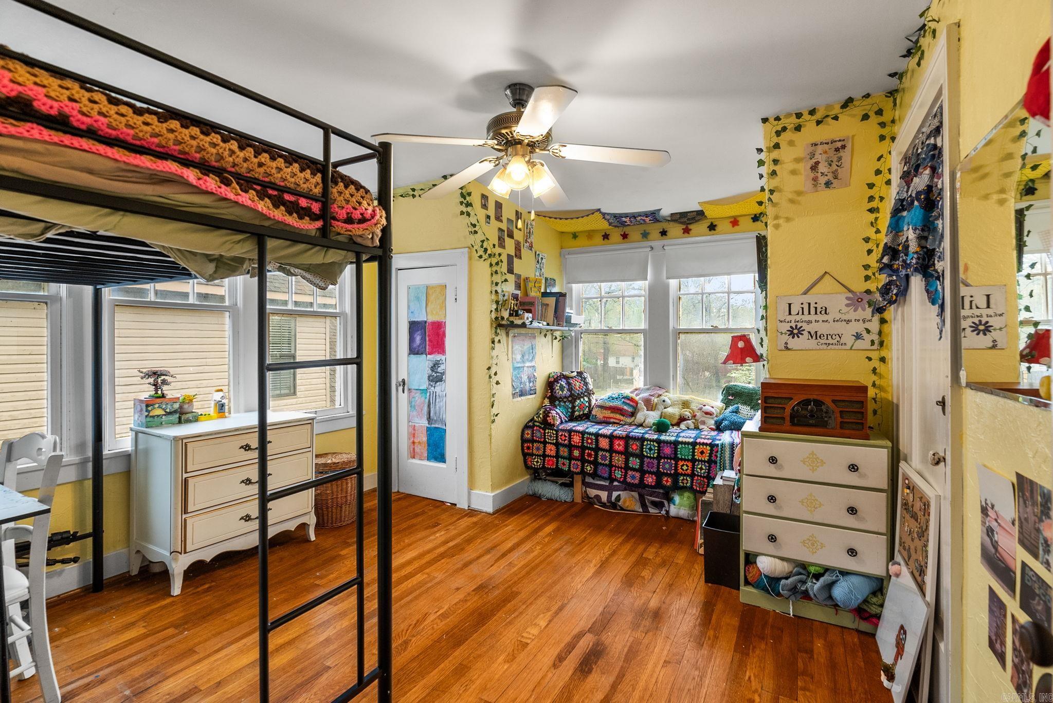 OAK FOREST - Residential