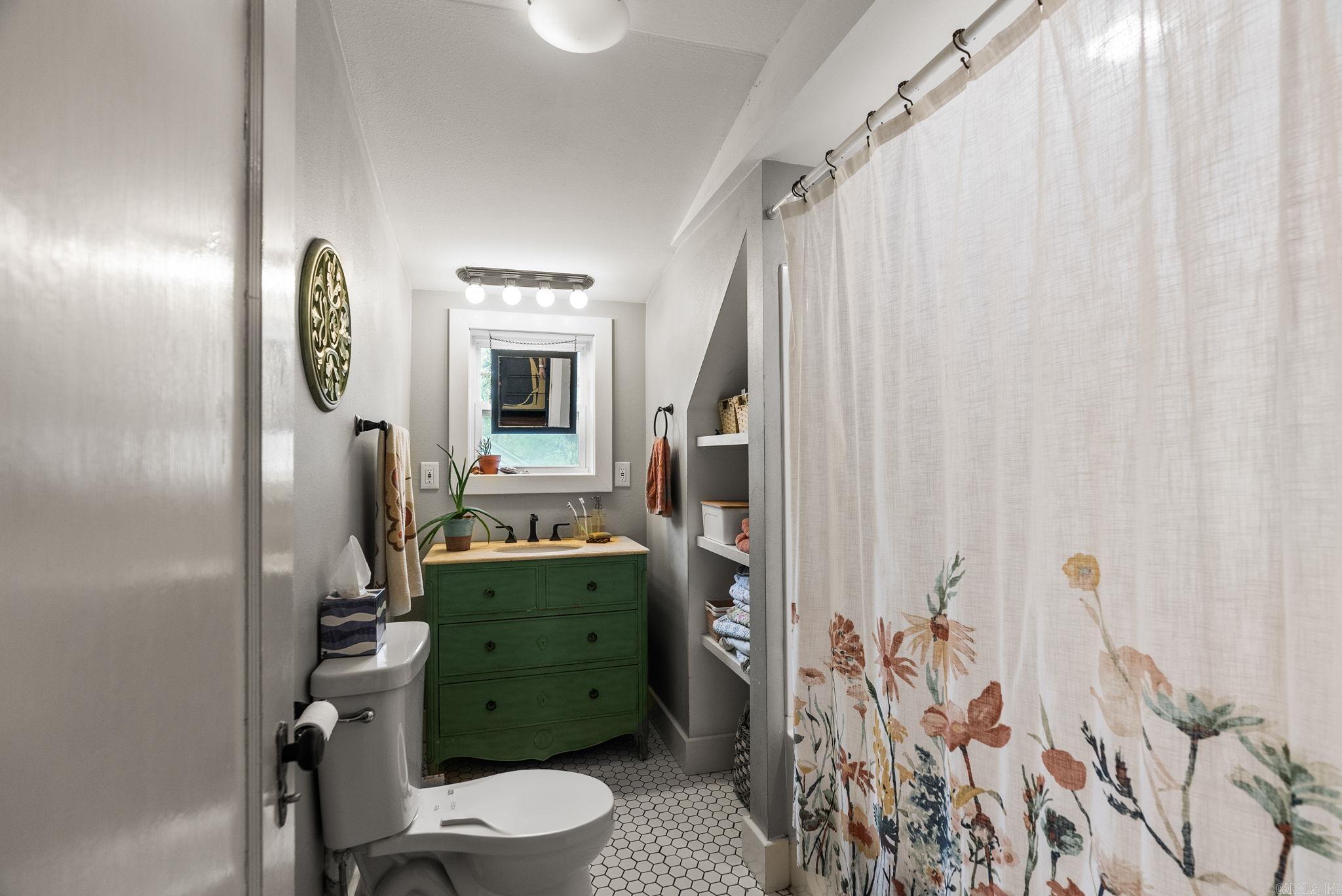 OAK FOREST - Residential