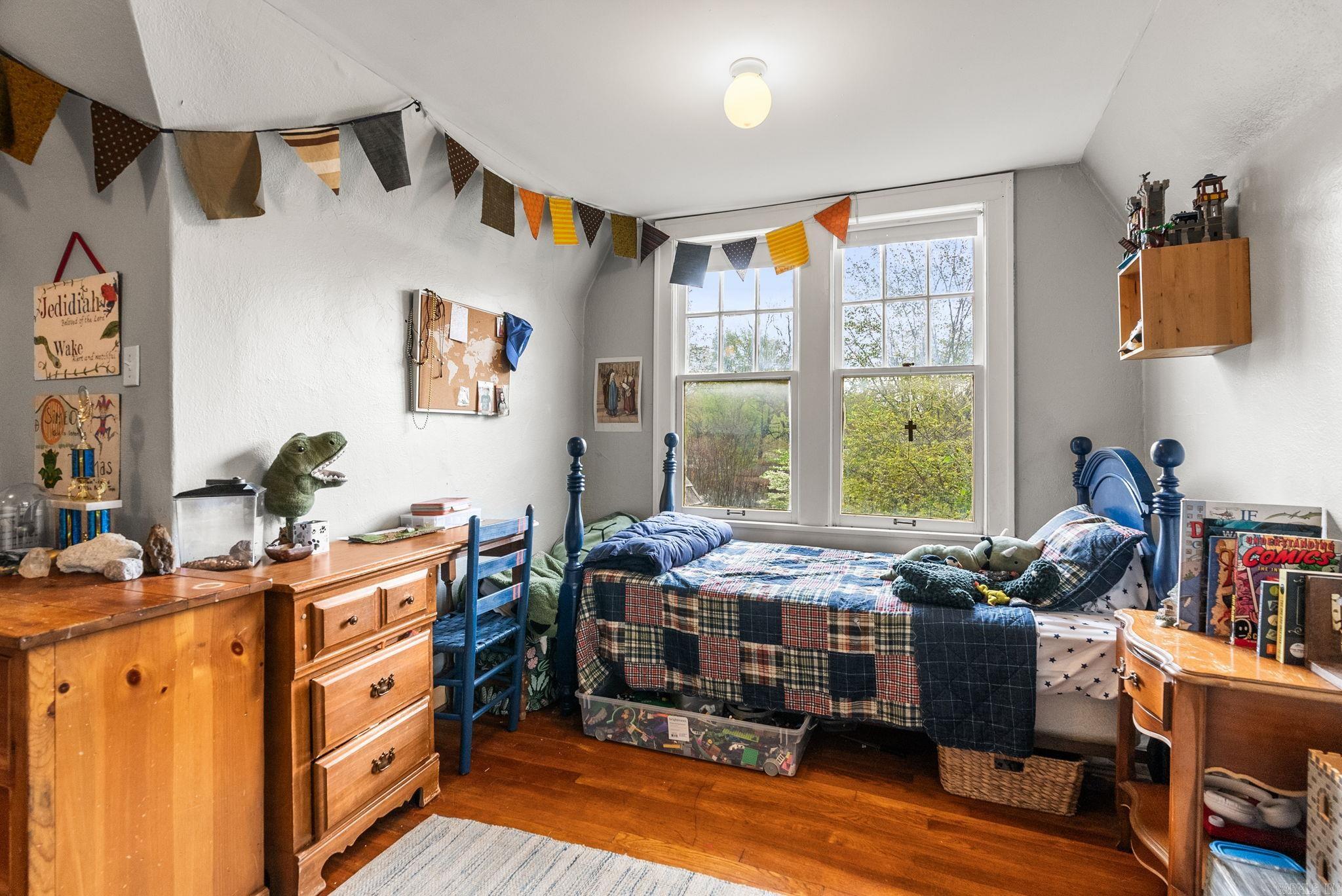 OAK FOREST - Residential