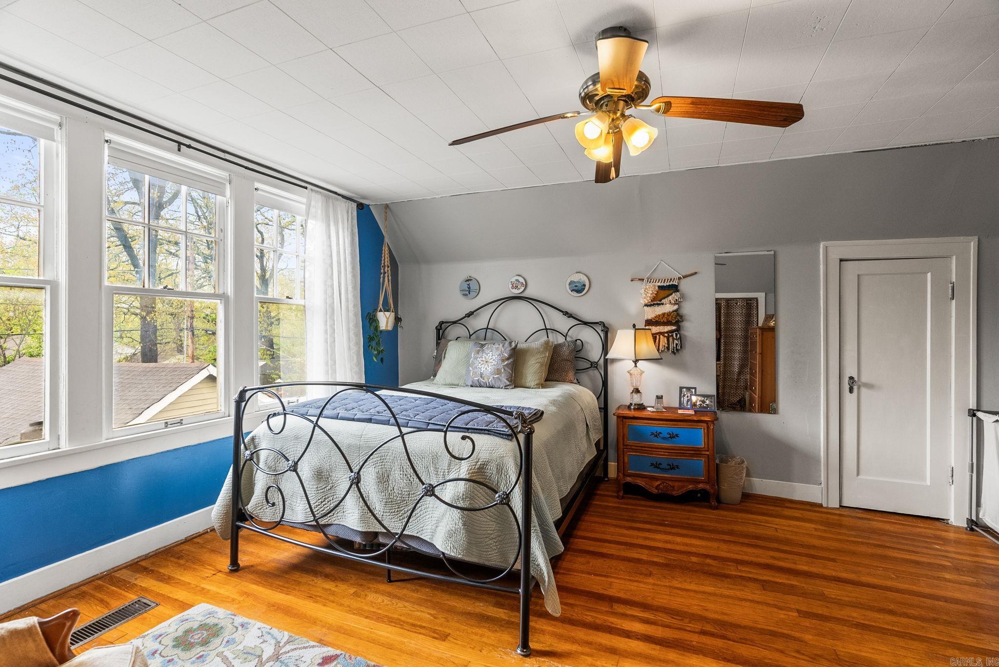 OAK FOREST - Residential