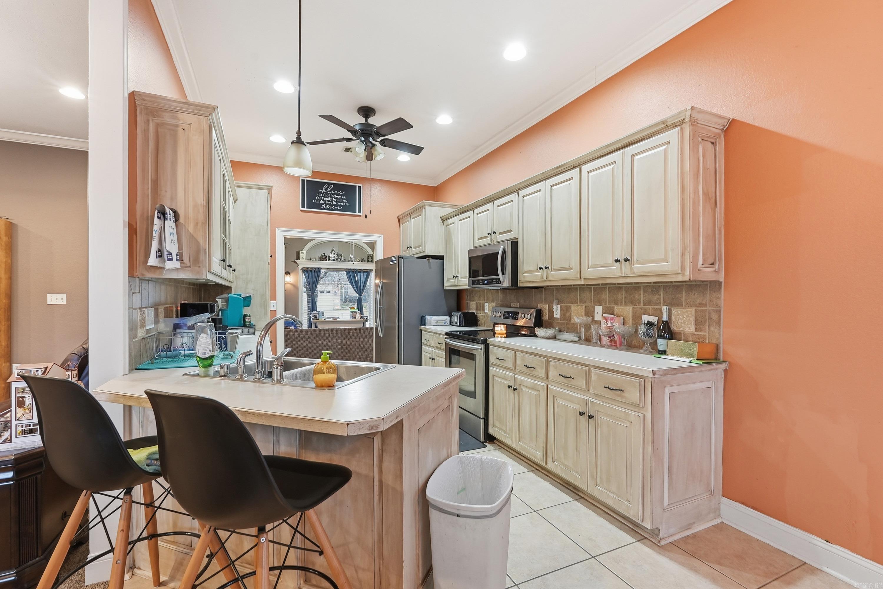 COLONY WEST ADDN - Residential