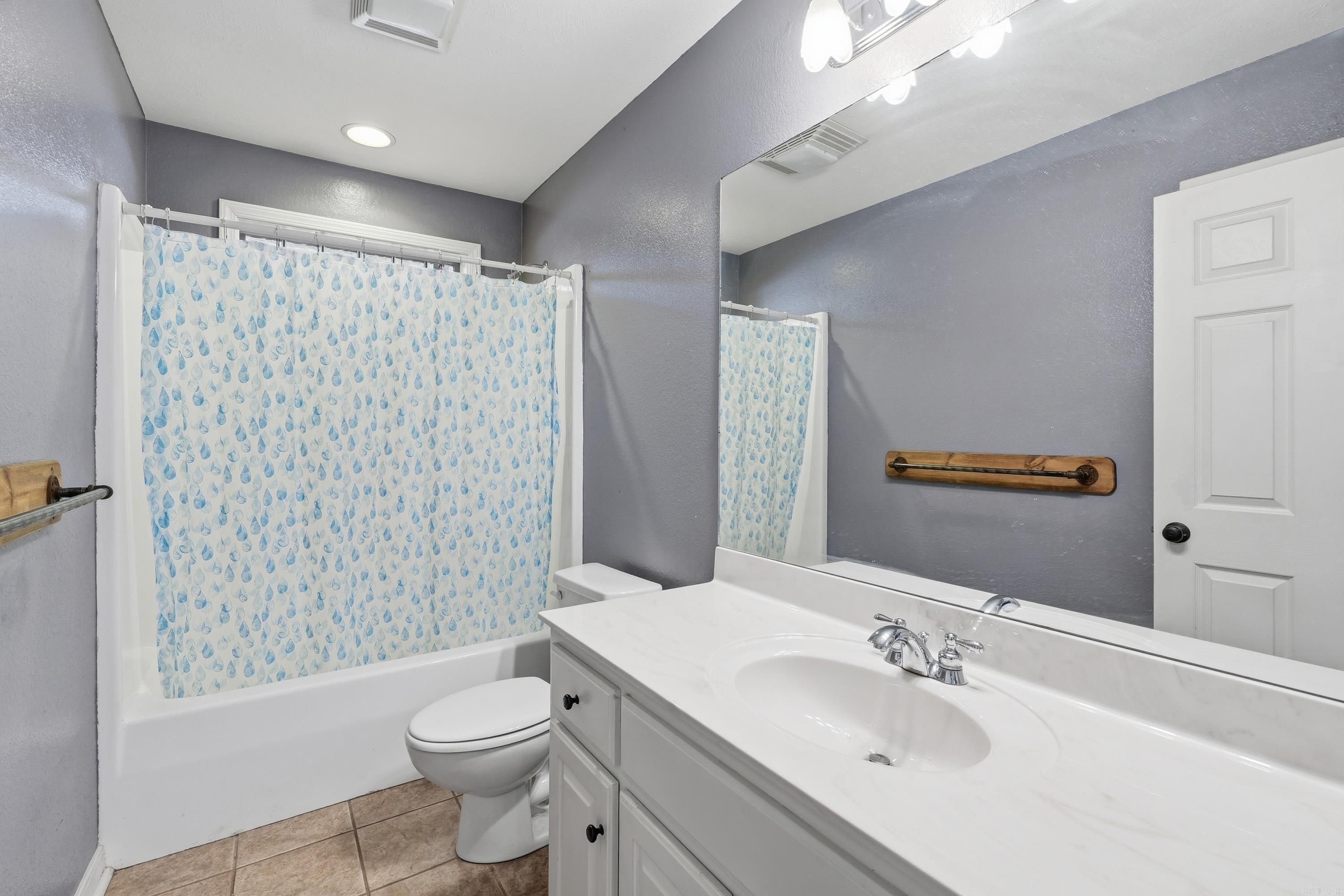 COLONY WEST ADDN - Residential