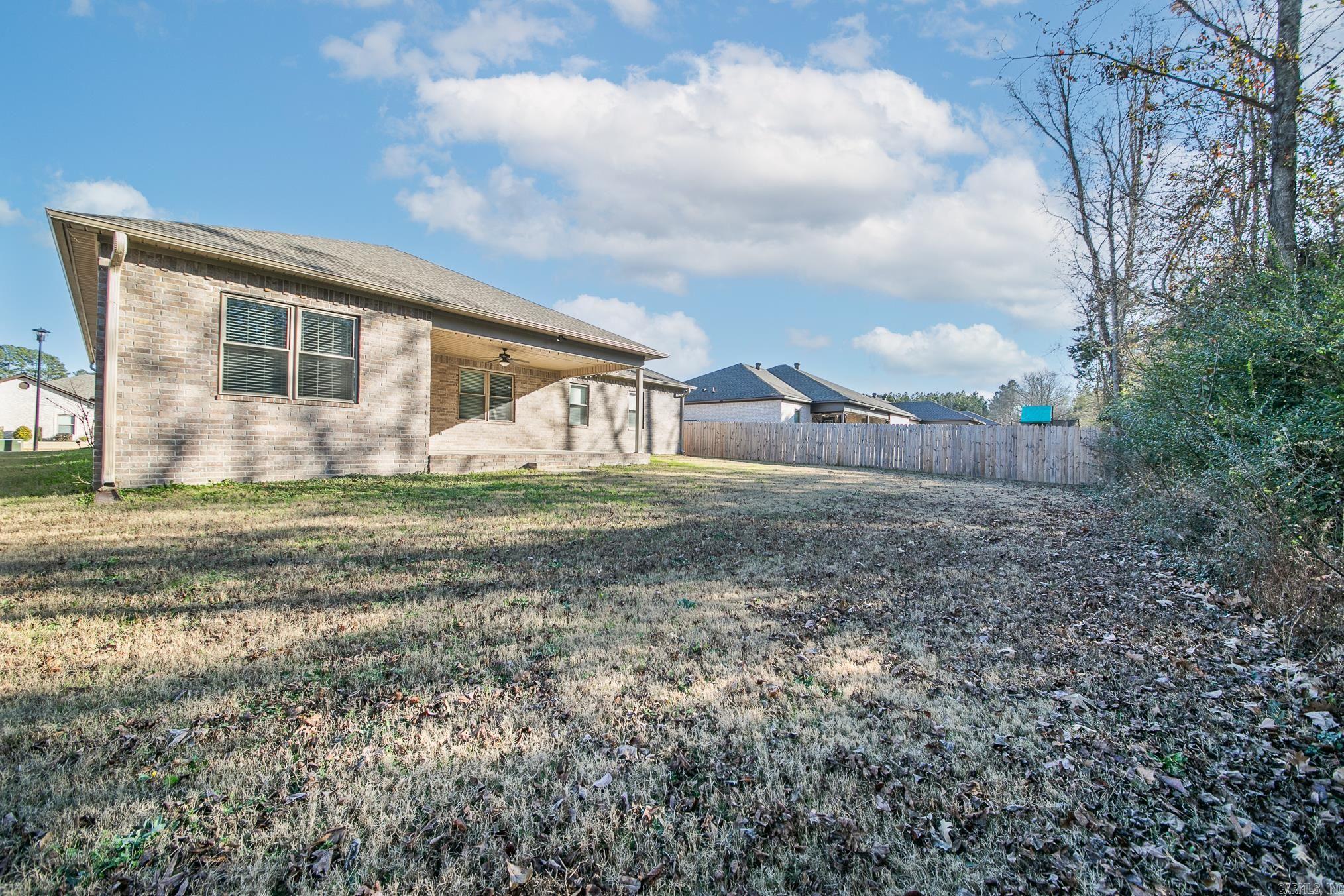 AUTUMN BROOKE - Residential