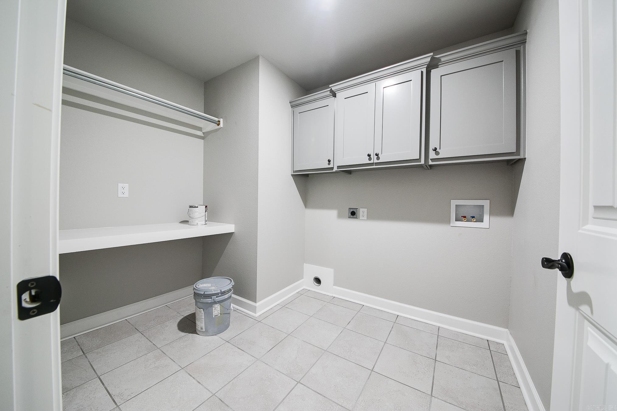 AUTUMN BROOKE - Residential