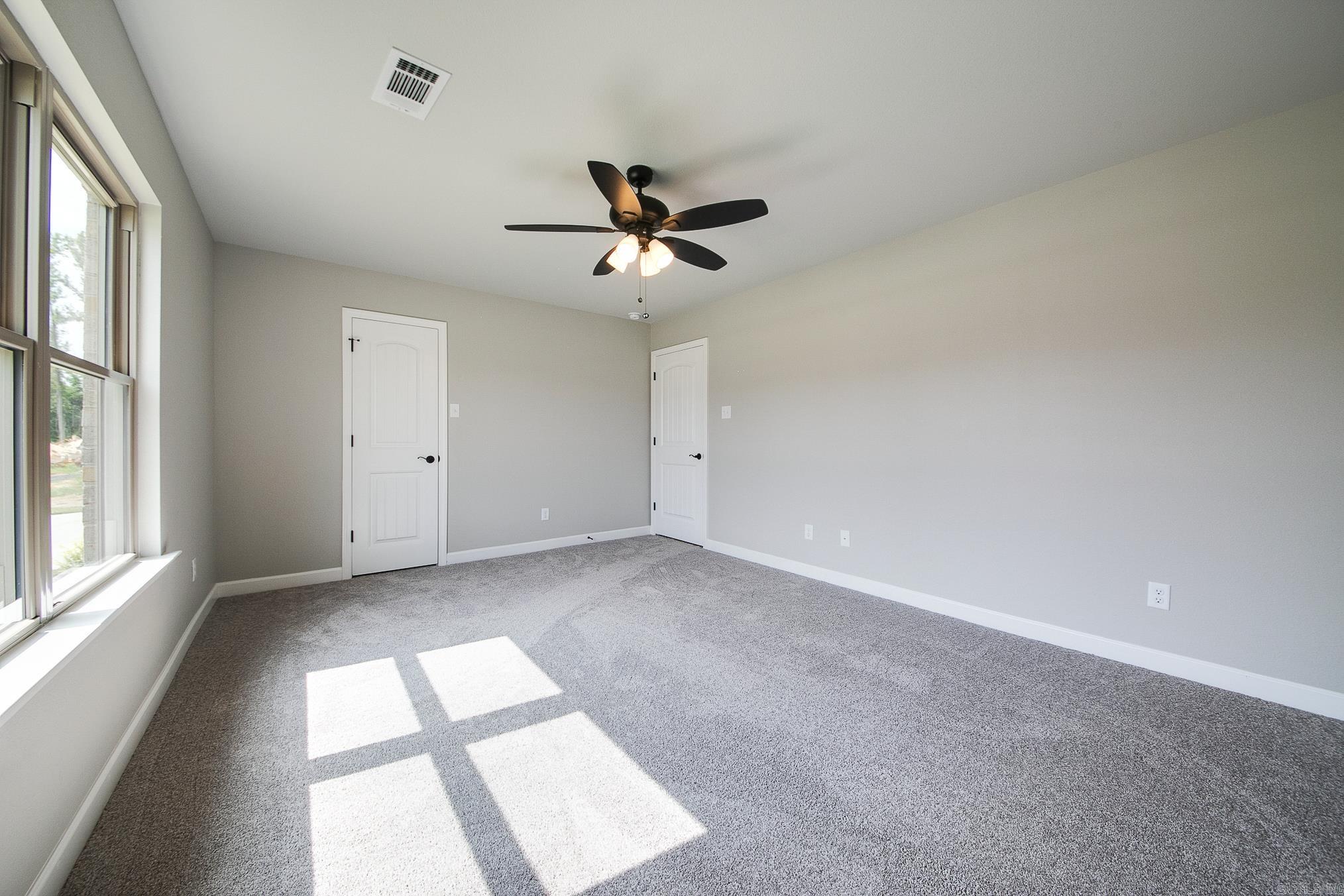 AUTUMN BROOKE - Residential