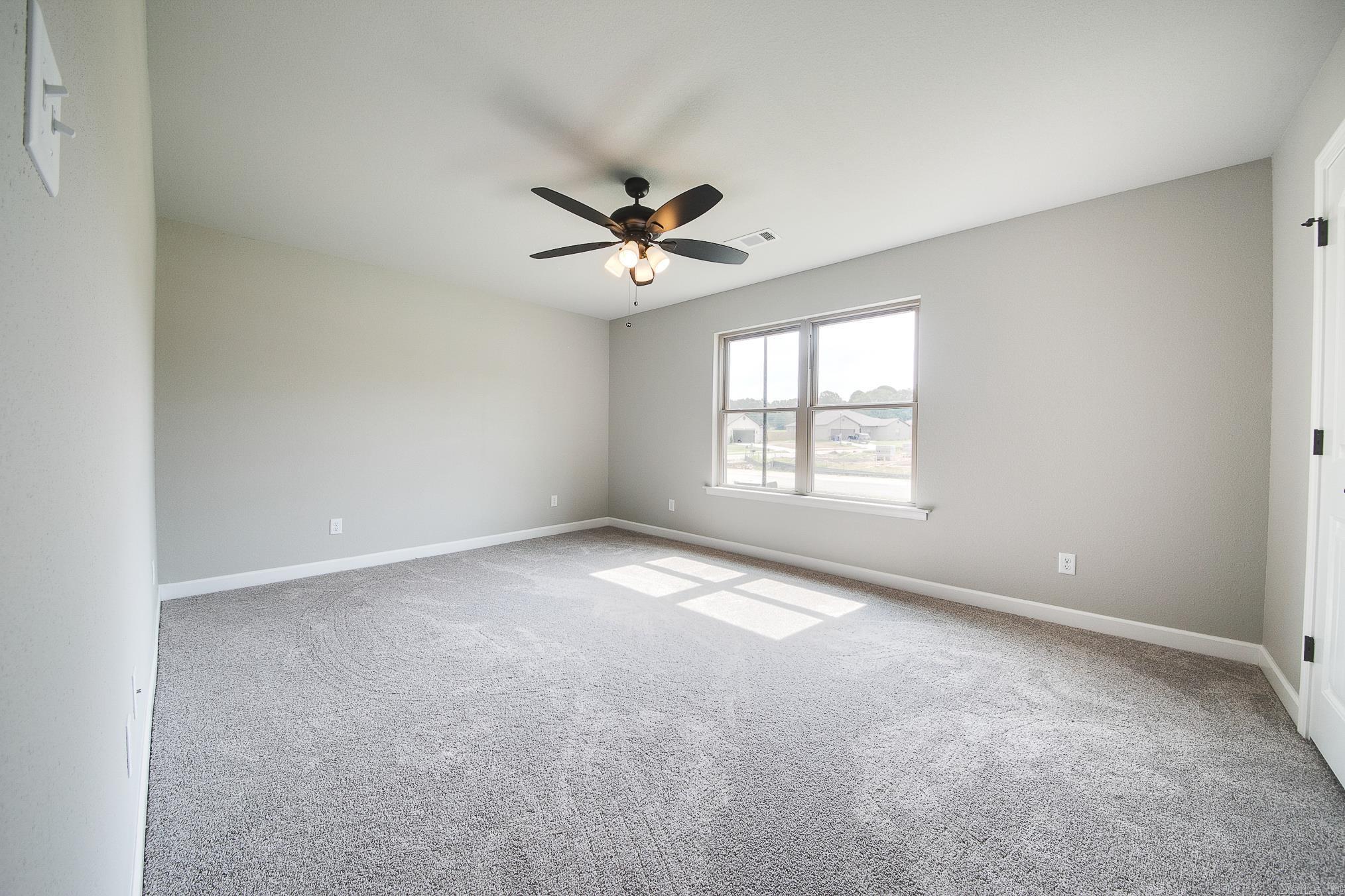 AUTUMN BROOKE - Residential