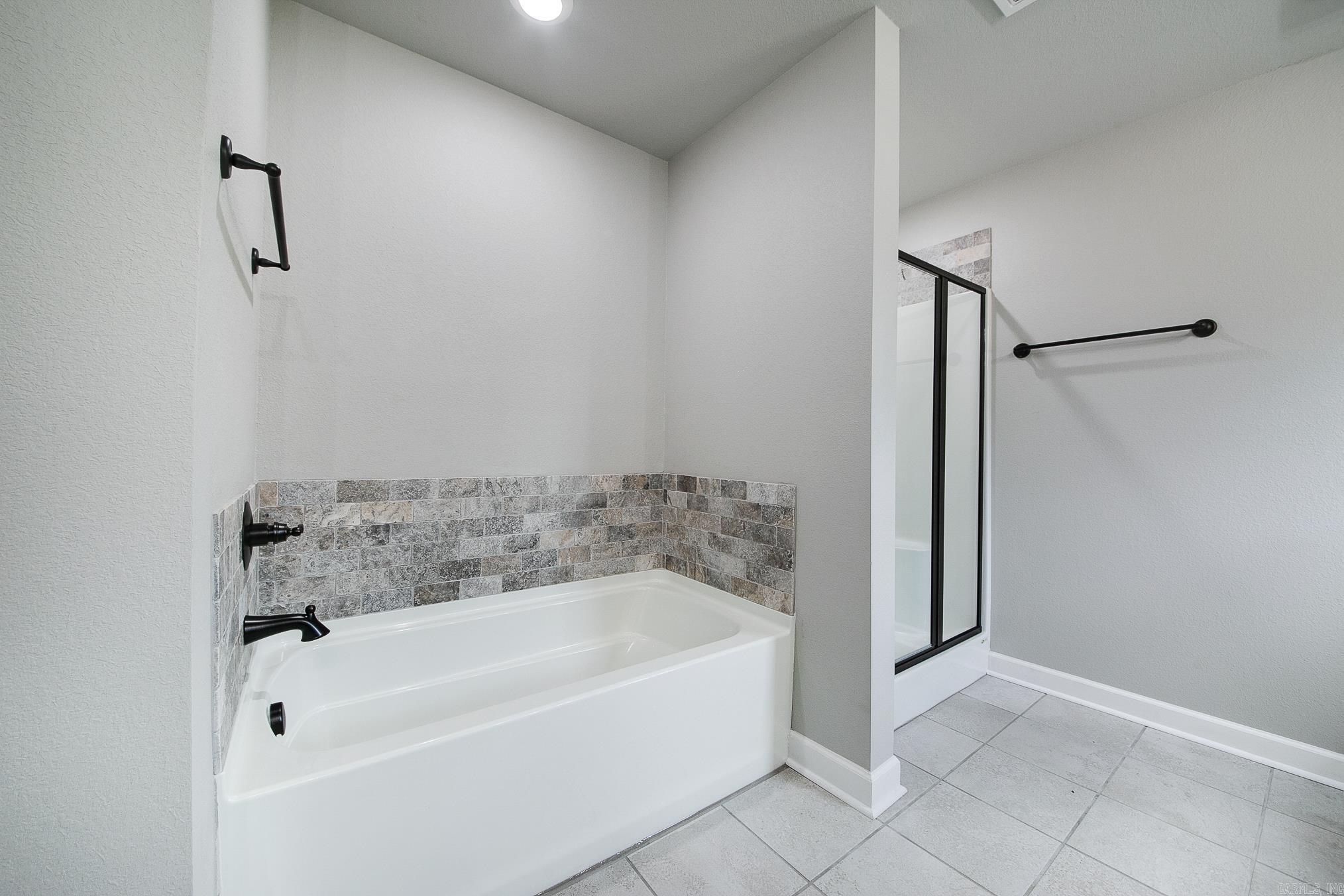 AUTUMN BROOKE - Residential