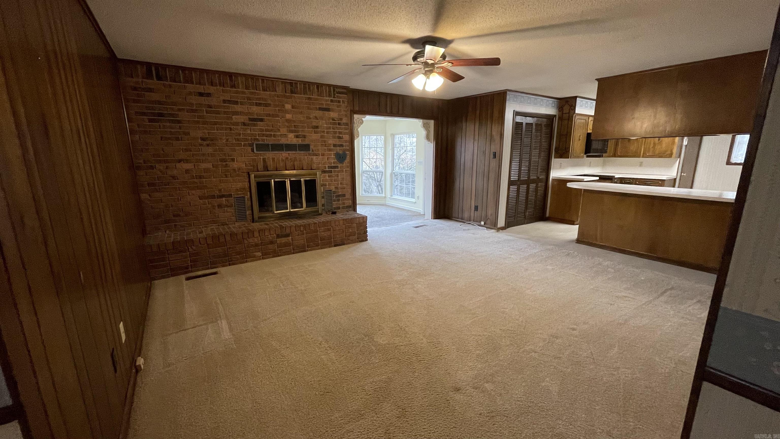 VALLEY CLIFF - Residential