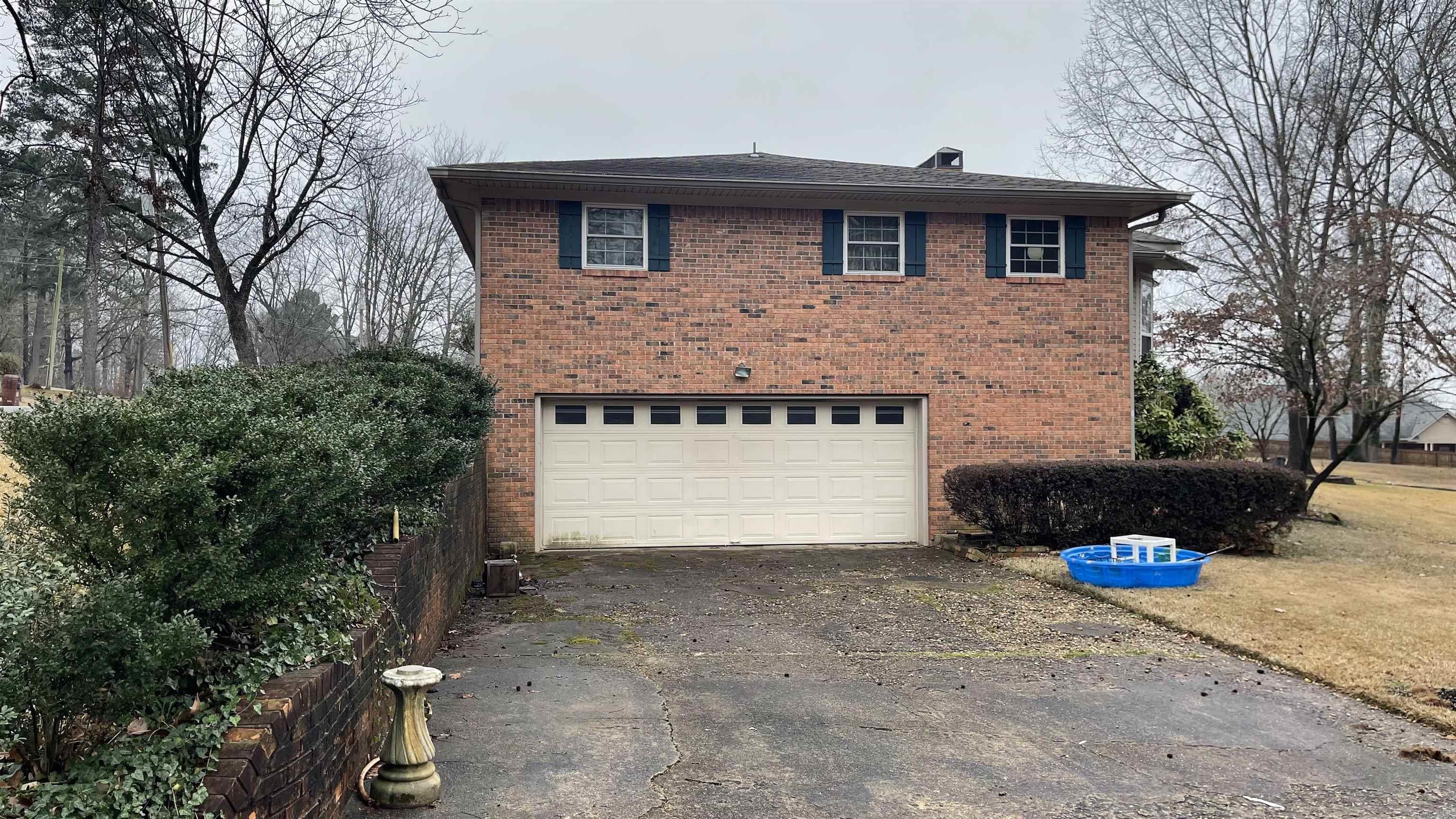 VALLEY CLIFF - Residential