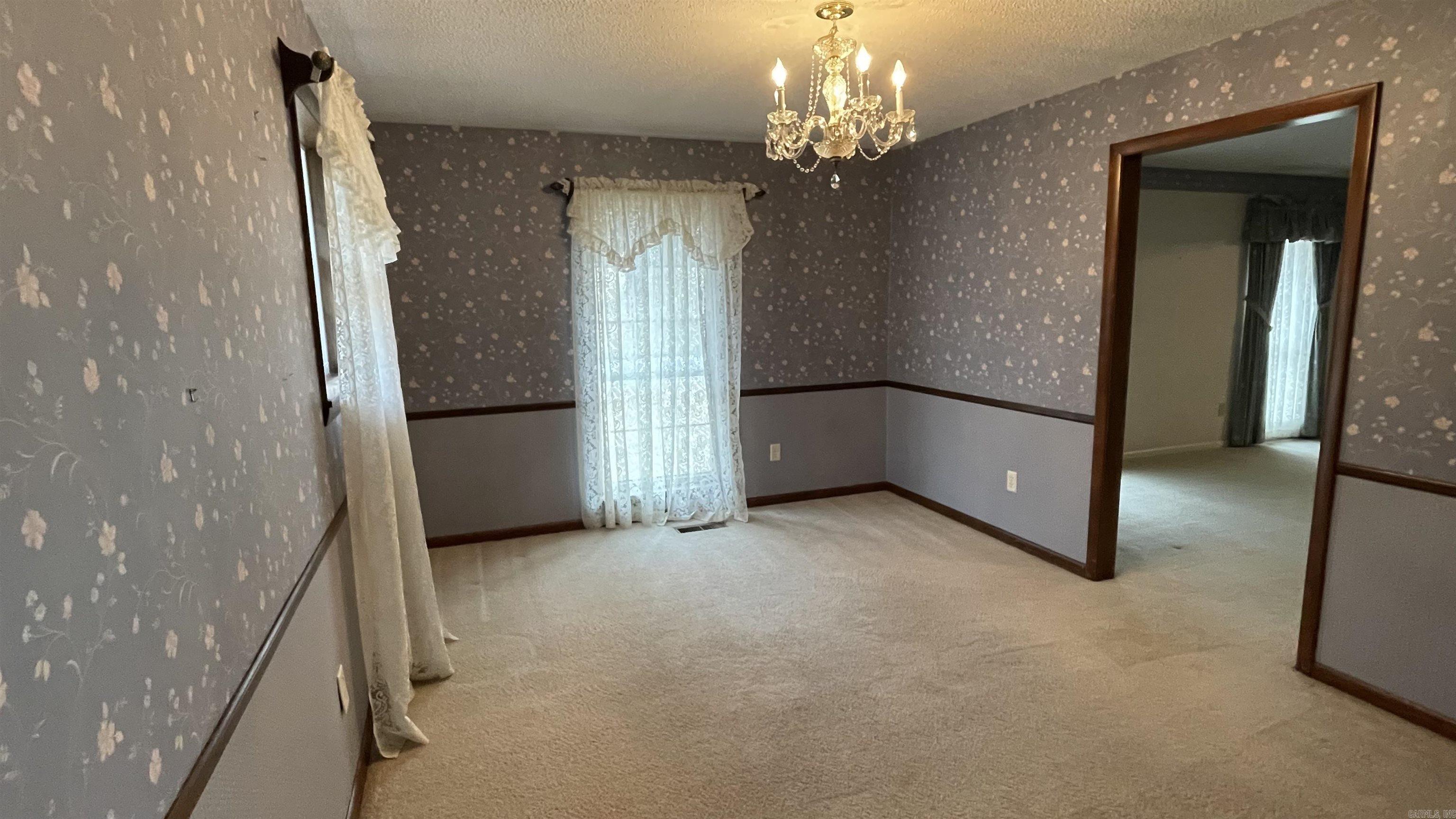 VALLEY CLIFF - Residential