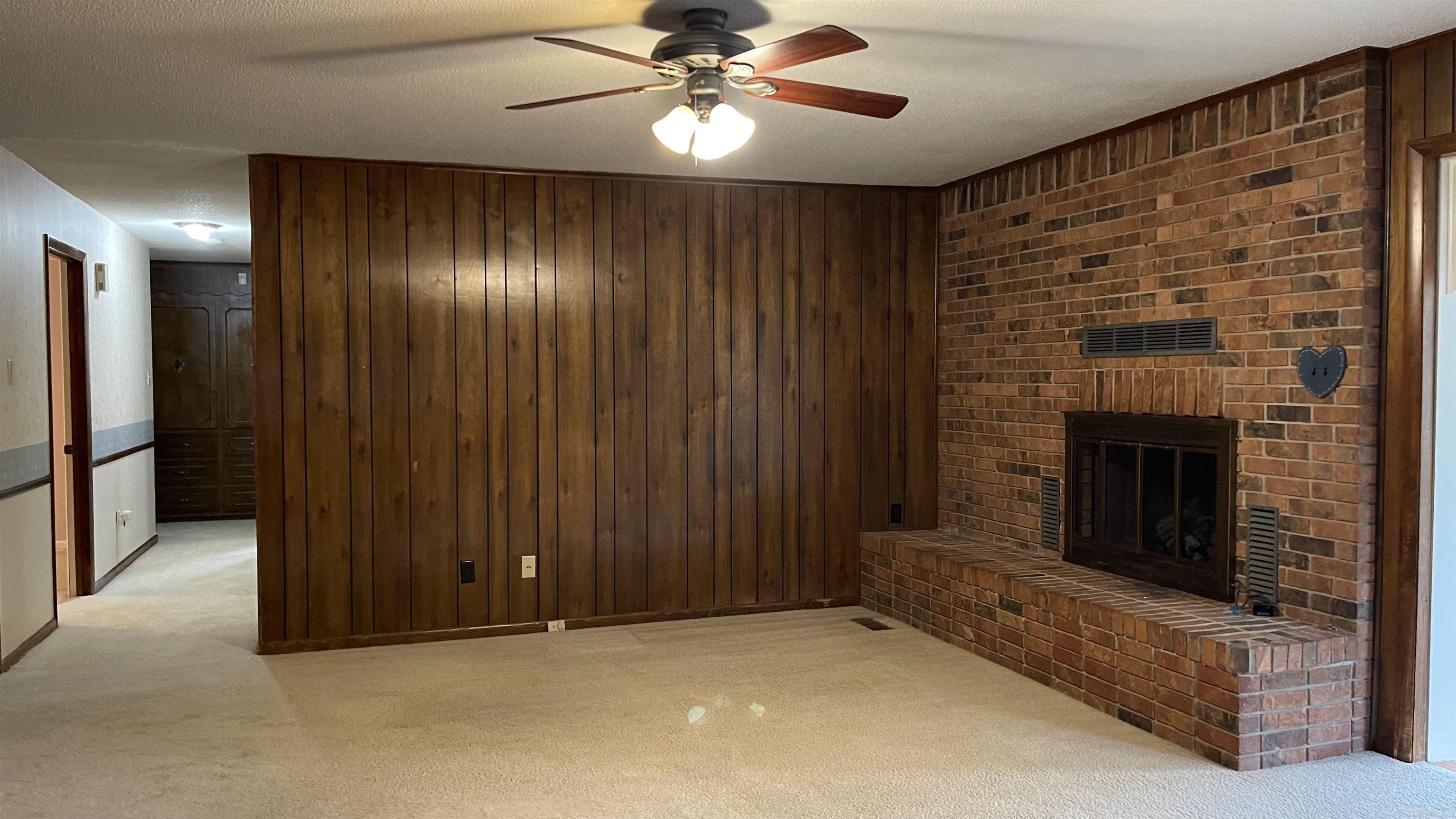 VALLEY CLIFF - Residential