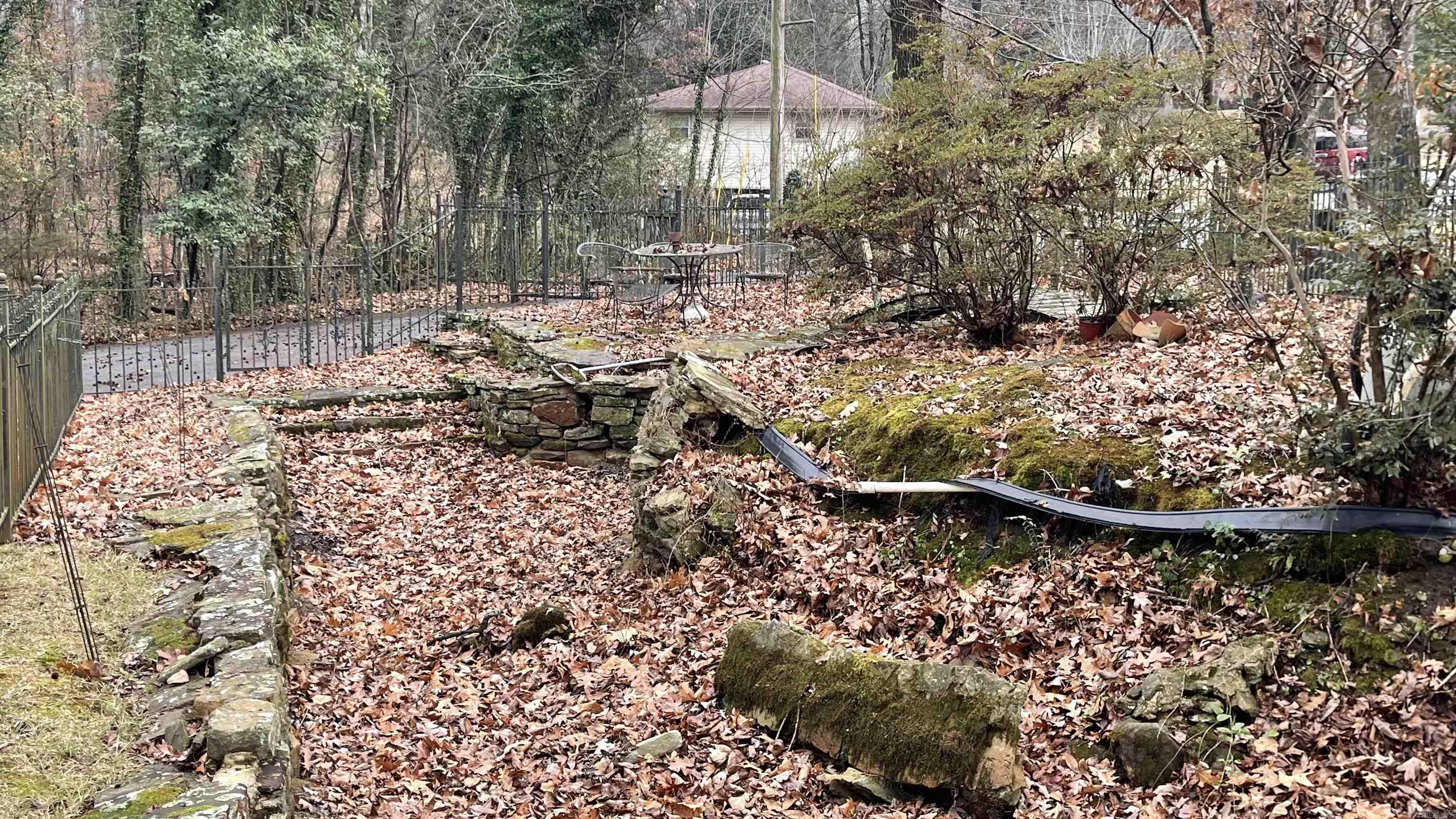 VALLEY CLIFF - Residential