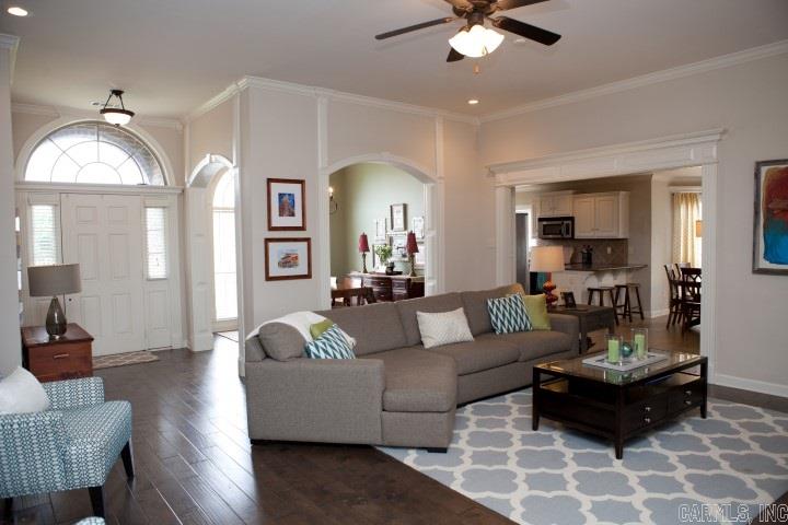 COUNTRY CLUB OF ARK THE - Residential