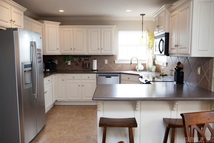 COUNTRY CLUB OF ARK THE - Residential