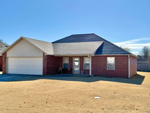Photo of 403 Mulberry Cove, Heber Springs, AR 72543 (MLS # 26001936)