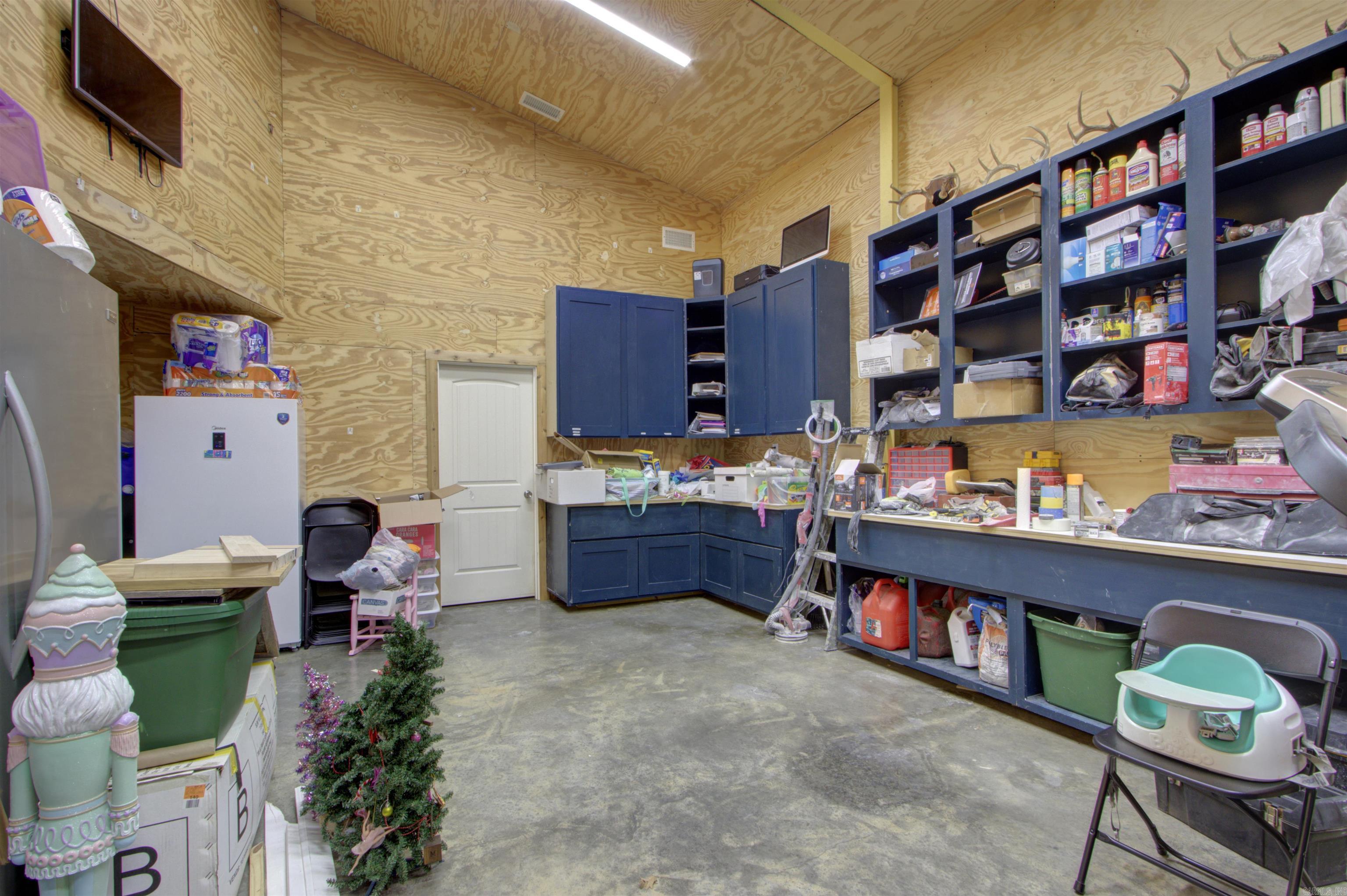 OAK RIDGE ESTATES - Residential