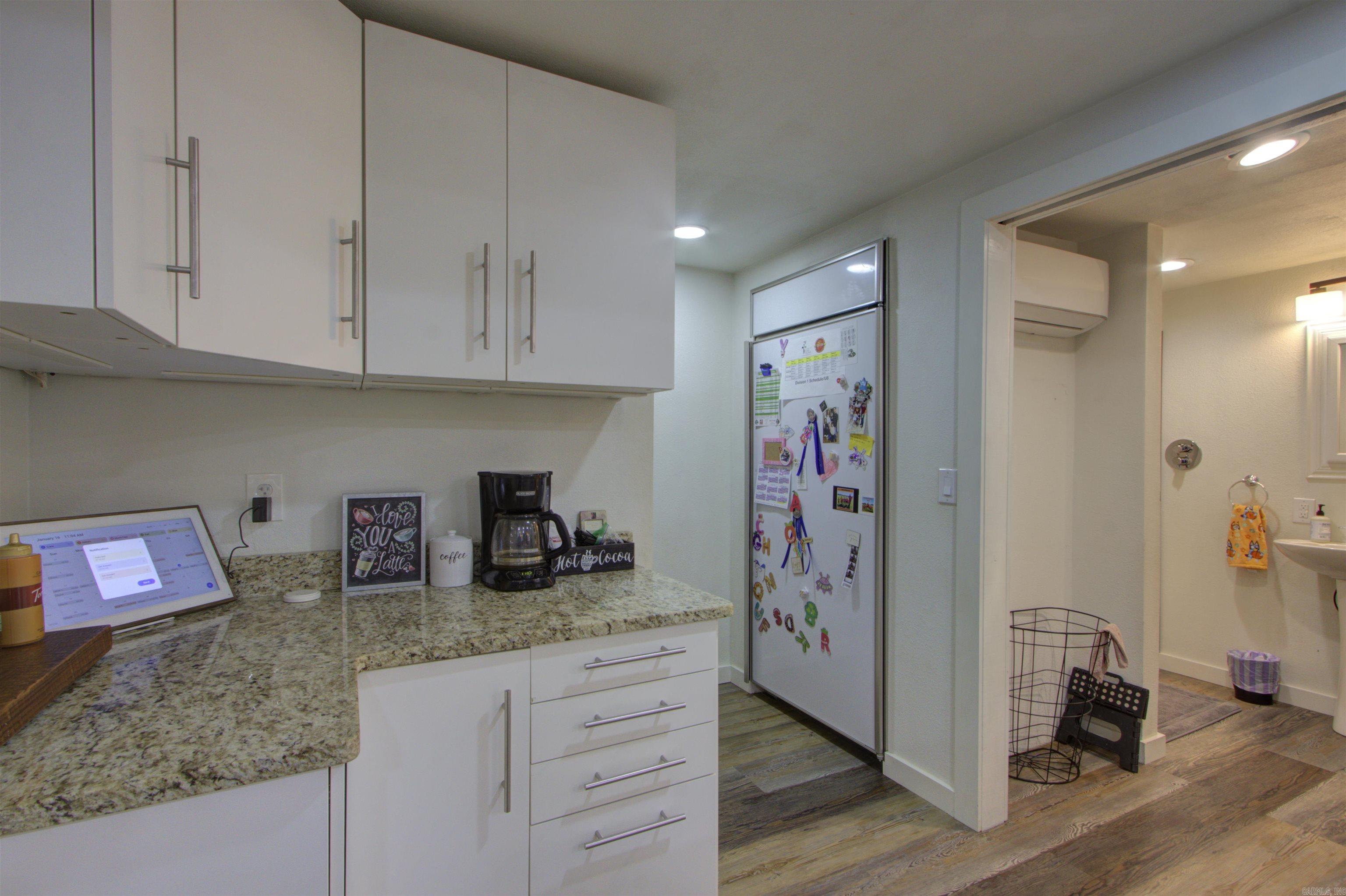 OAK RIDGE ESTATES - Residential