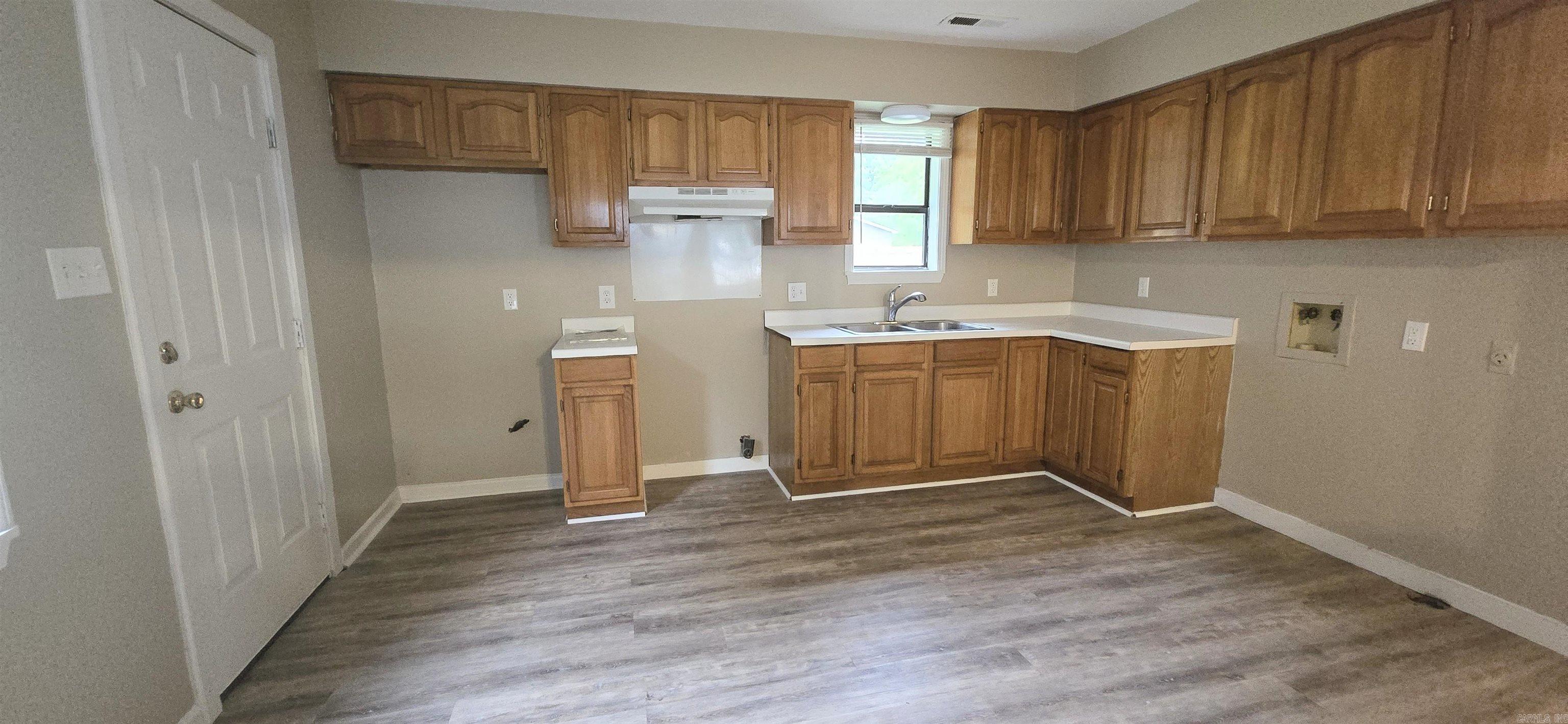 I BLOCK - Residential