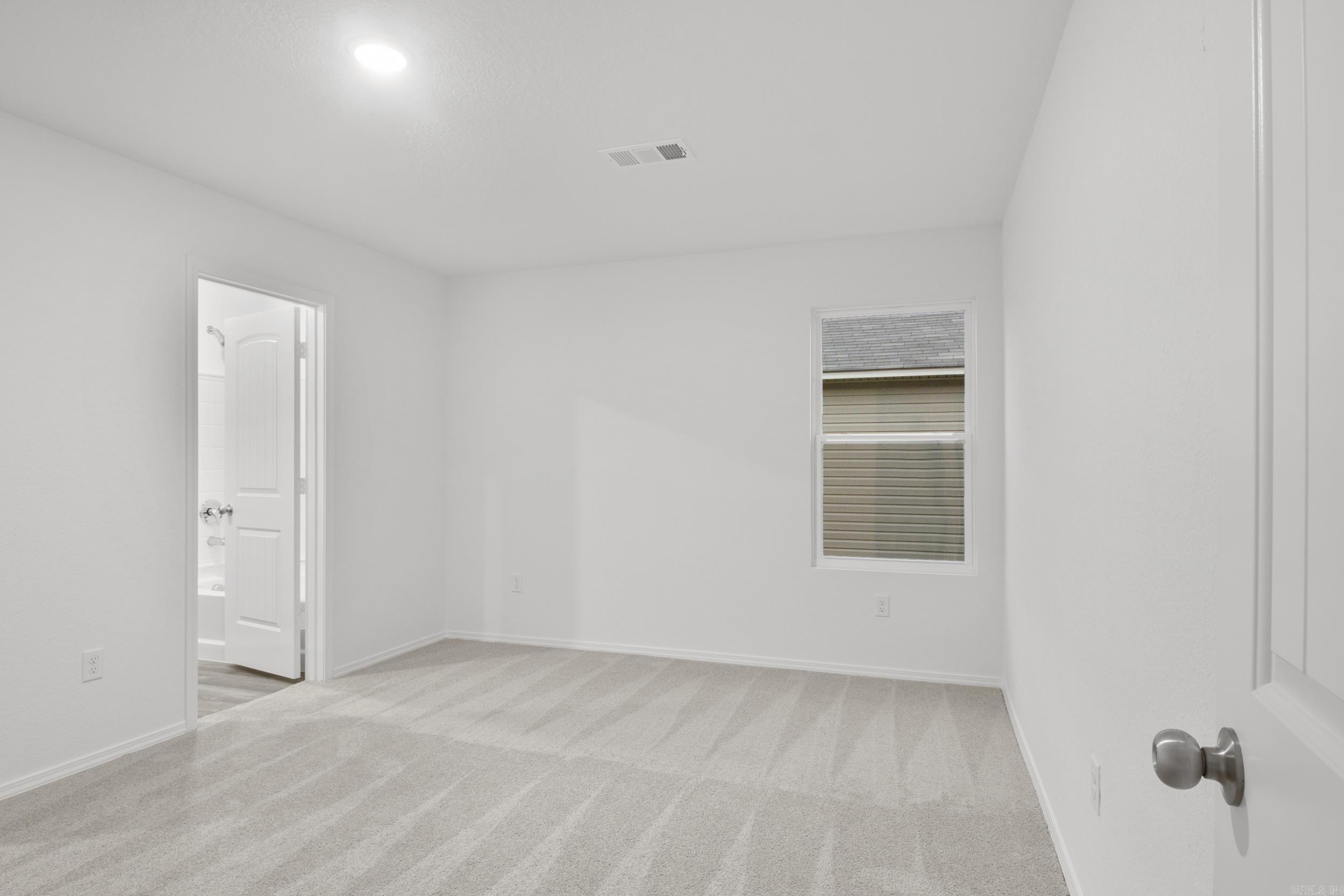 HILL FARM - Residential