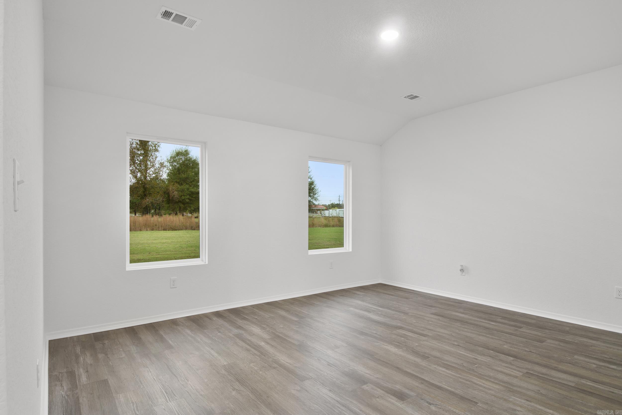 HILL FARM - Residential