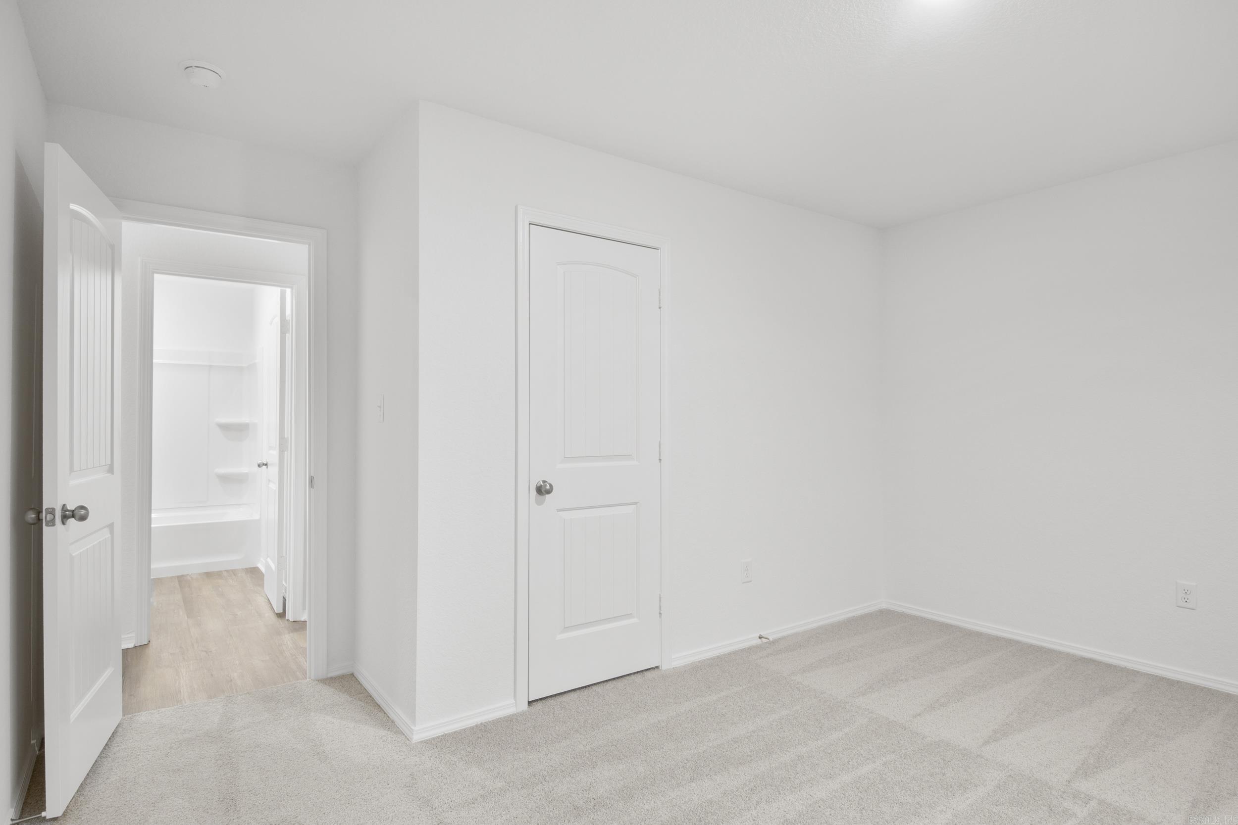 HILL FARM - Residential