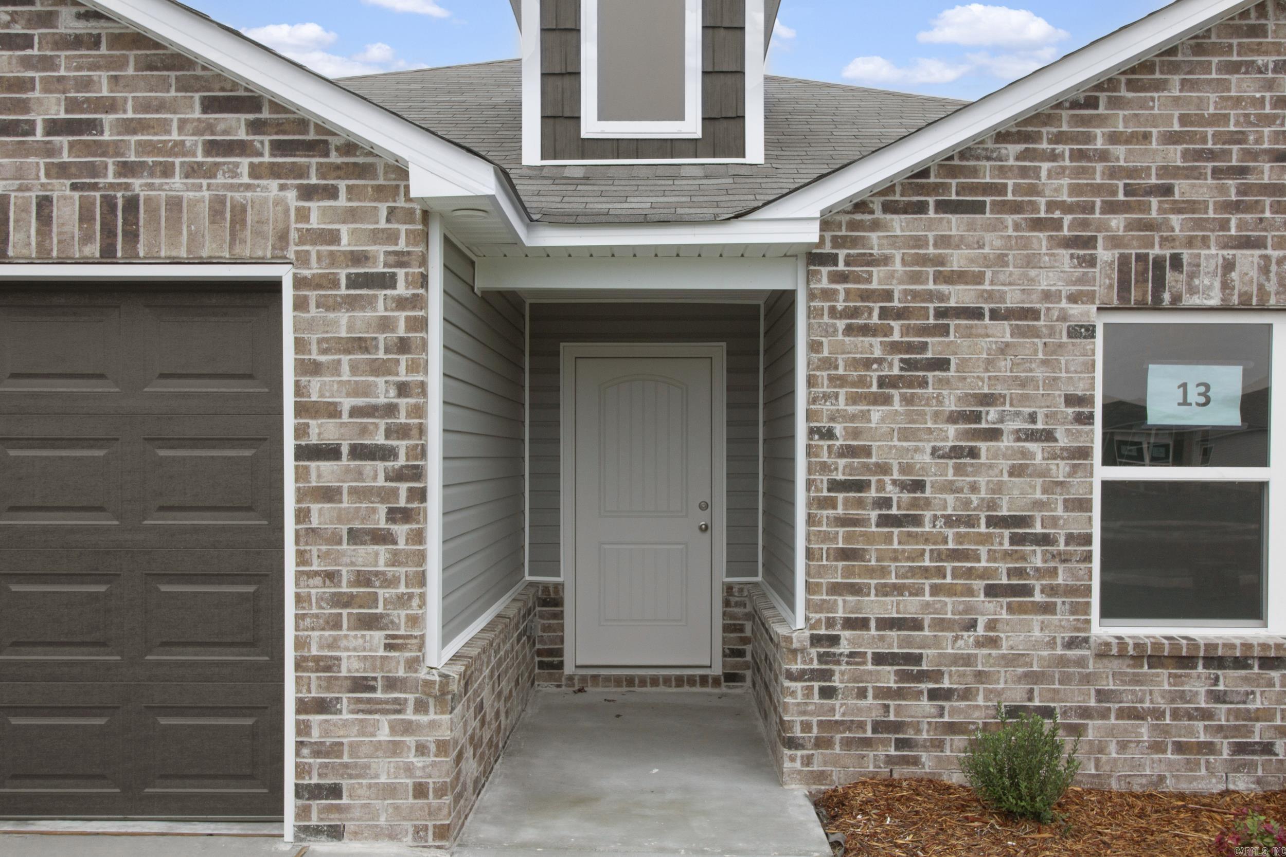 HILL FARM - Residential