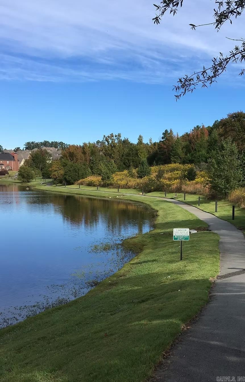 THE VILLAGES OF WELLINGTON - Residential