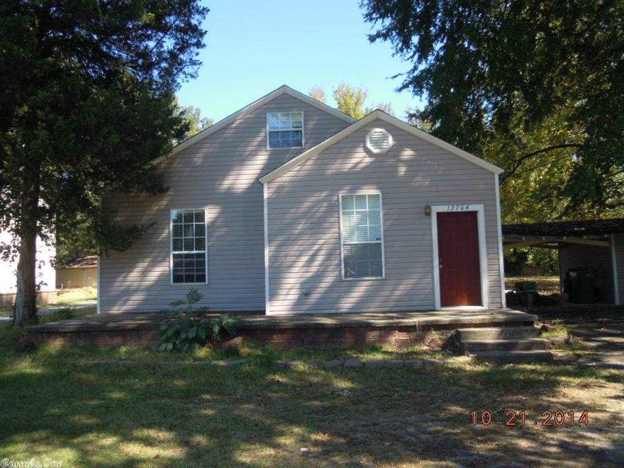 Property is included in HomeSteps First Look Initiative, which will expire on 2/5/2015. No investor offers will be reviewed at this time. This property has had several interior updates. It does need some work on the foundation and the septic system. This property is sold as is.