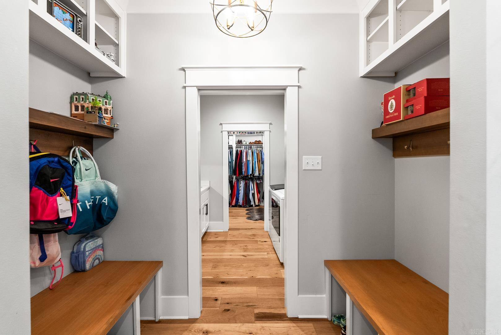 WINTERBROOK - Residential