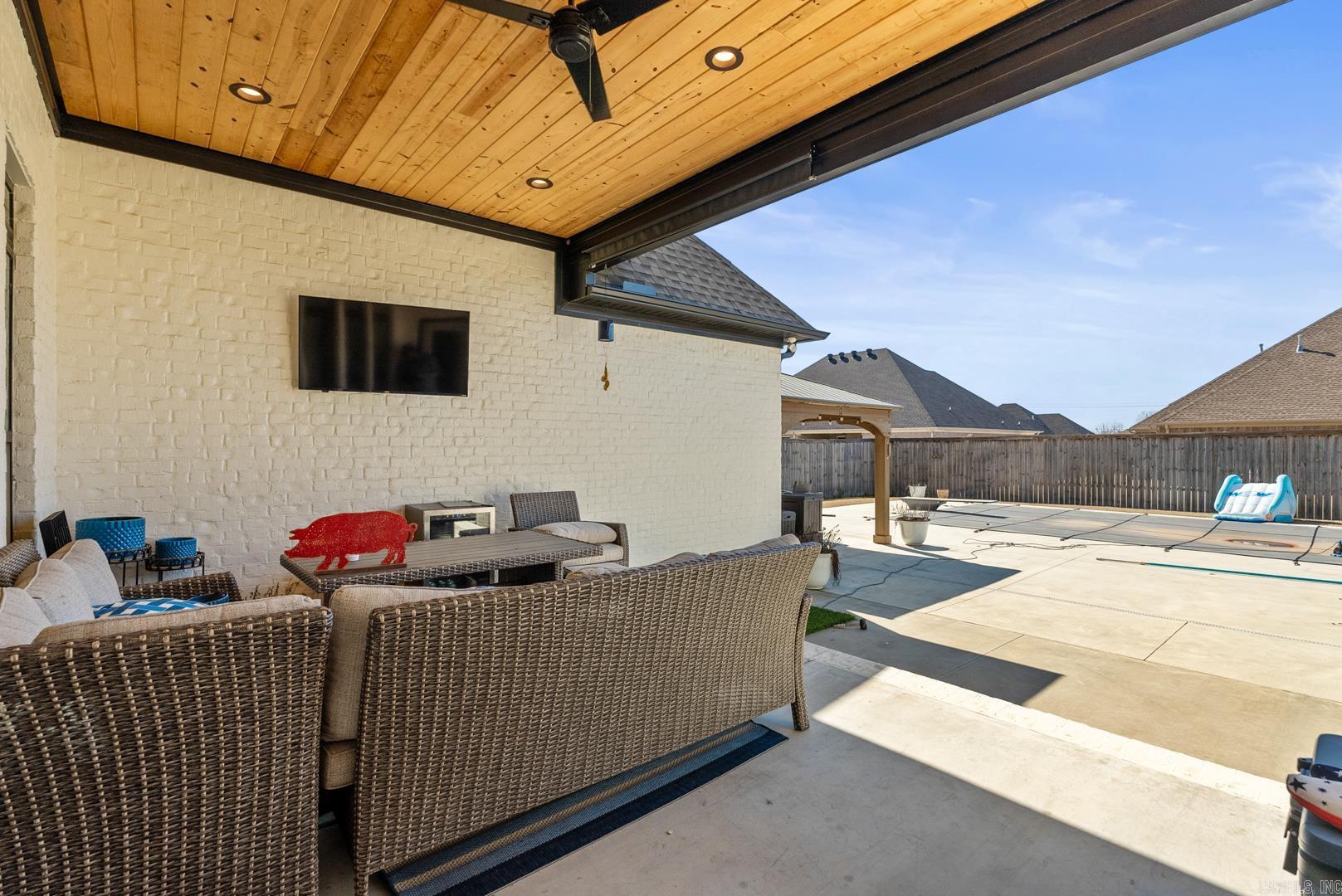 WINTERBROOK - Residential