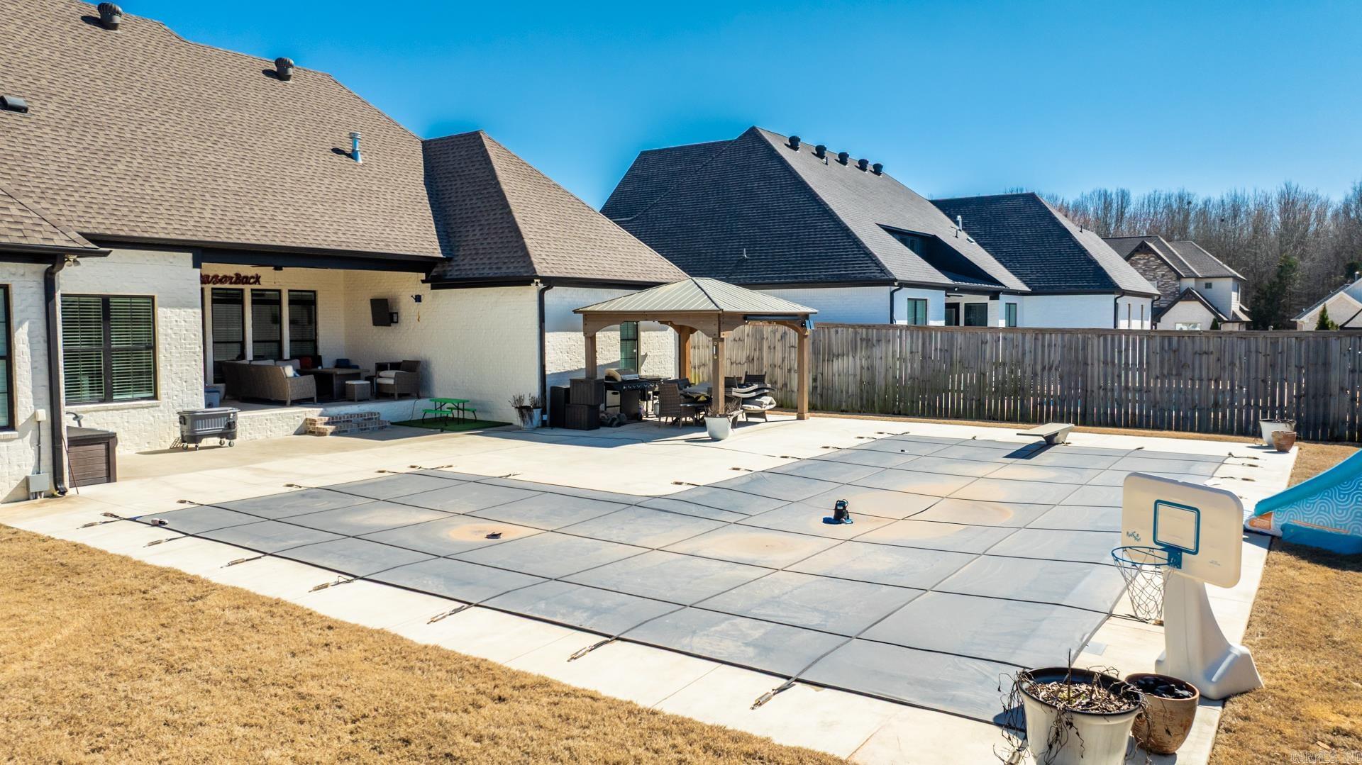 WINTERBROOK - Residential