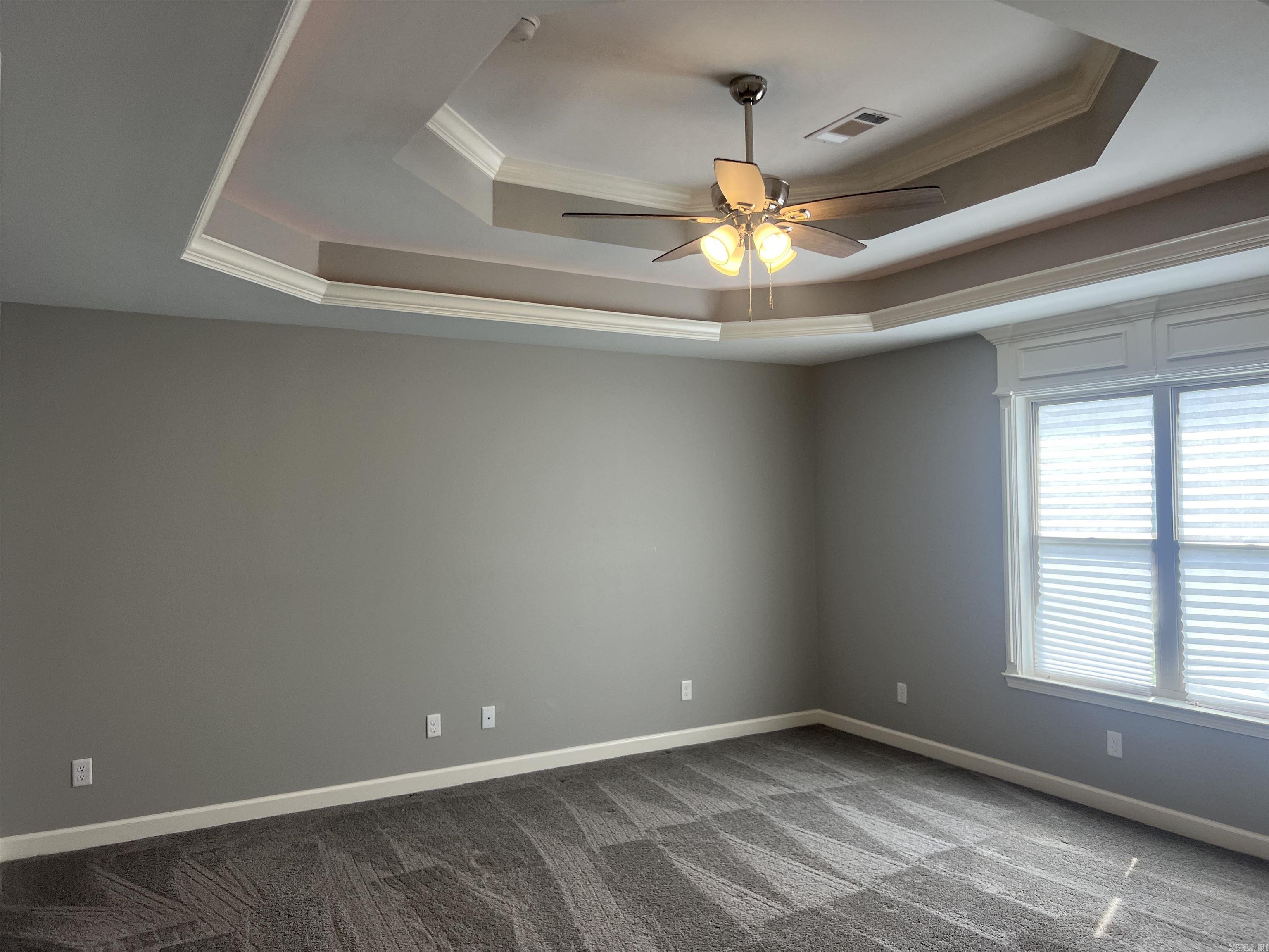 DANIELS OAKS - Residential