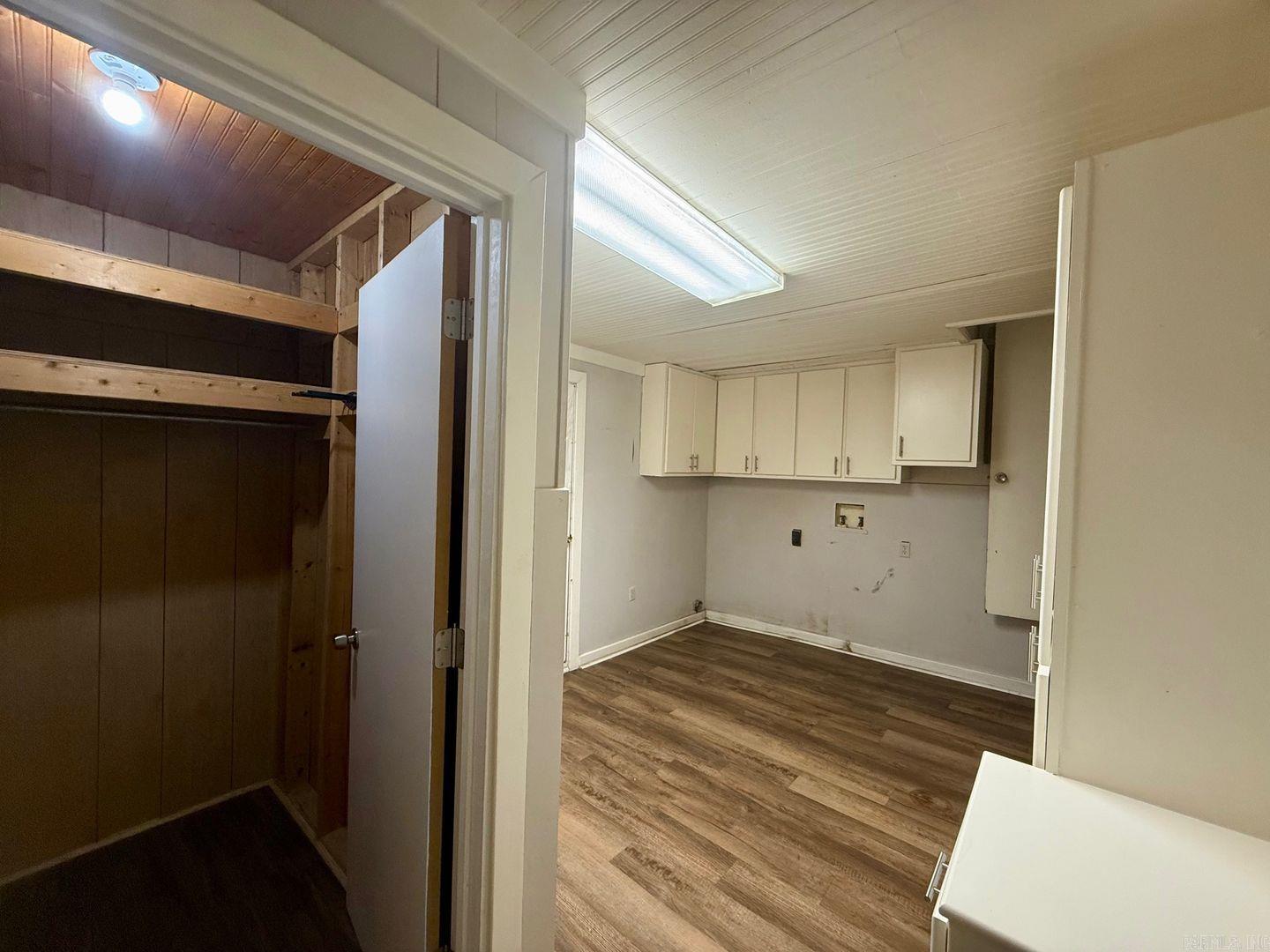 Oak Grove - Residential Lease