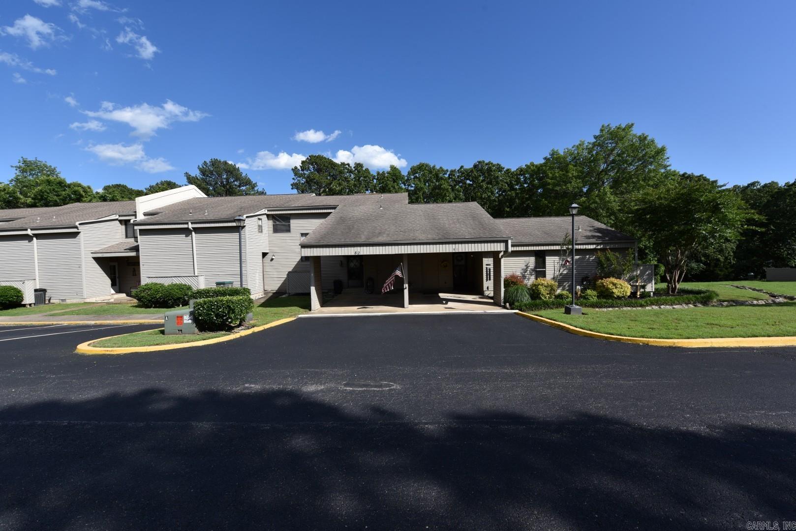 LAKEWOOD HILLS CONDO - Residential