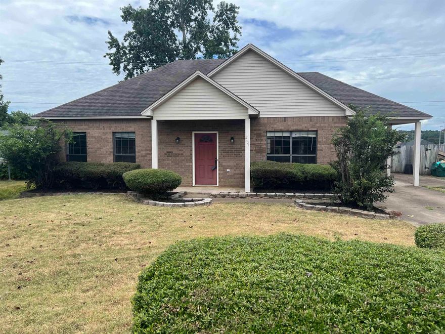 Located on the West side of Searcy, this is a cute 2 bedroom 2 bath house with a 1 car carport. The exterior is maintenance free brick and vinyl siding. There is a exterior carport storage room. The back yard is fenced with a 6 foot privacy fence. The home has trey ceilings in the living room and the master bedroom. The kitchen and baths have ceramic tile and the rest of the house has wood laminate flooring. The sellers are offering a $2000 painting allowance with a acceptable offer. Come and take a look at this house today.