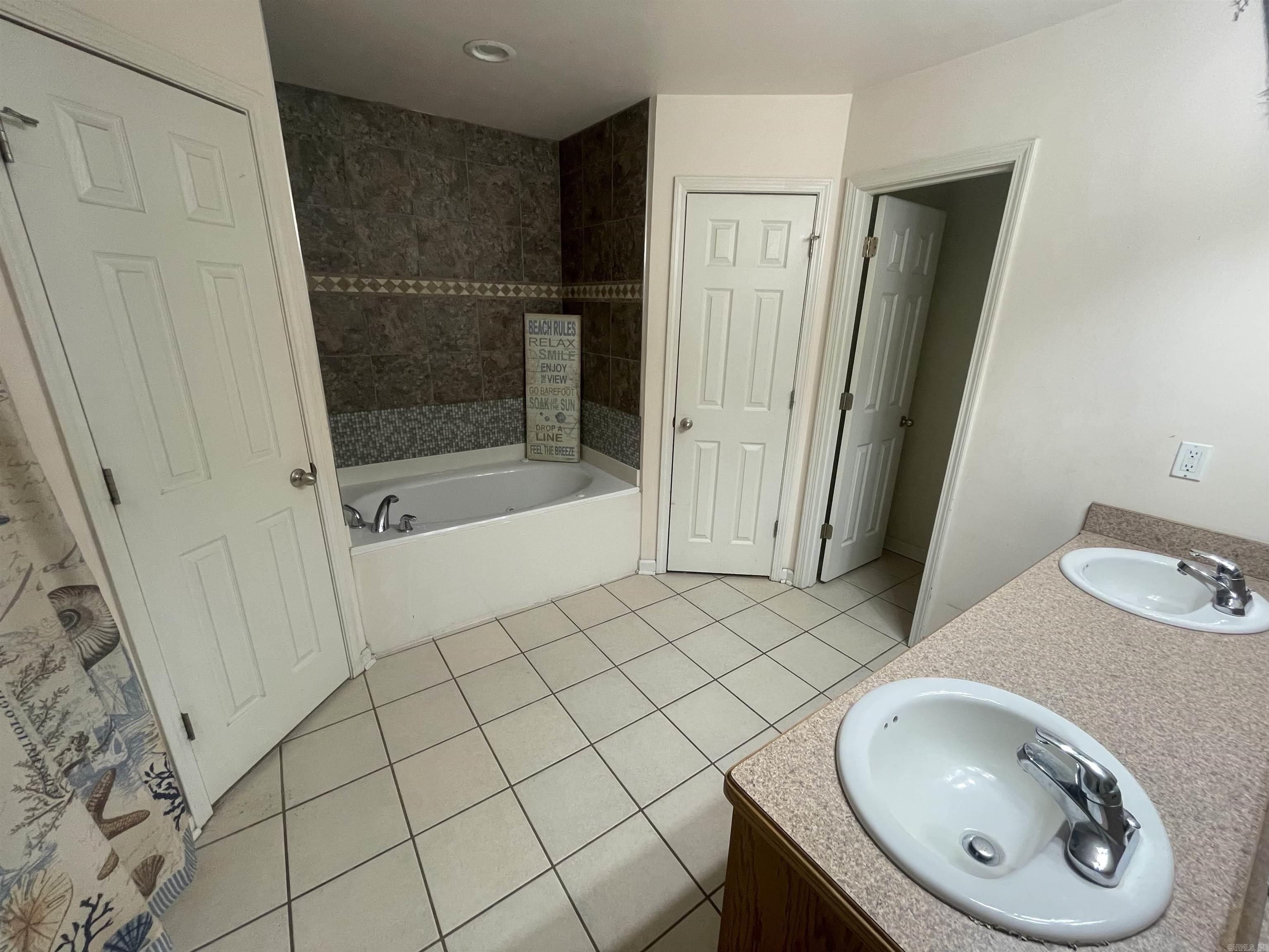 Horton Hills - Residential