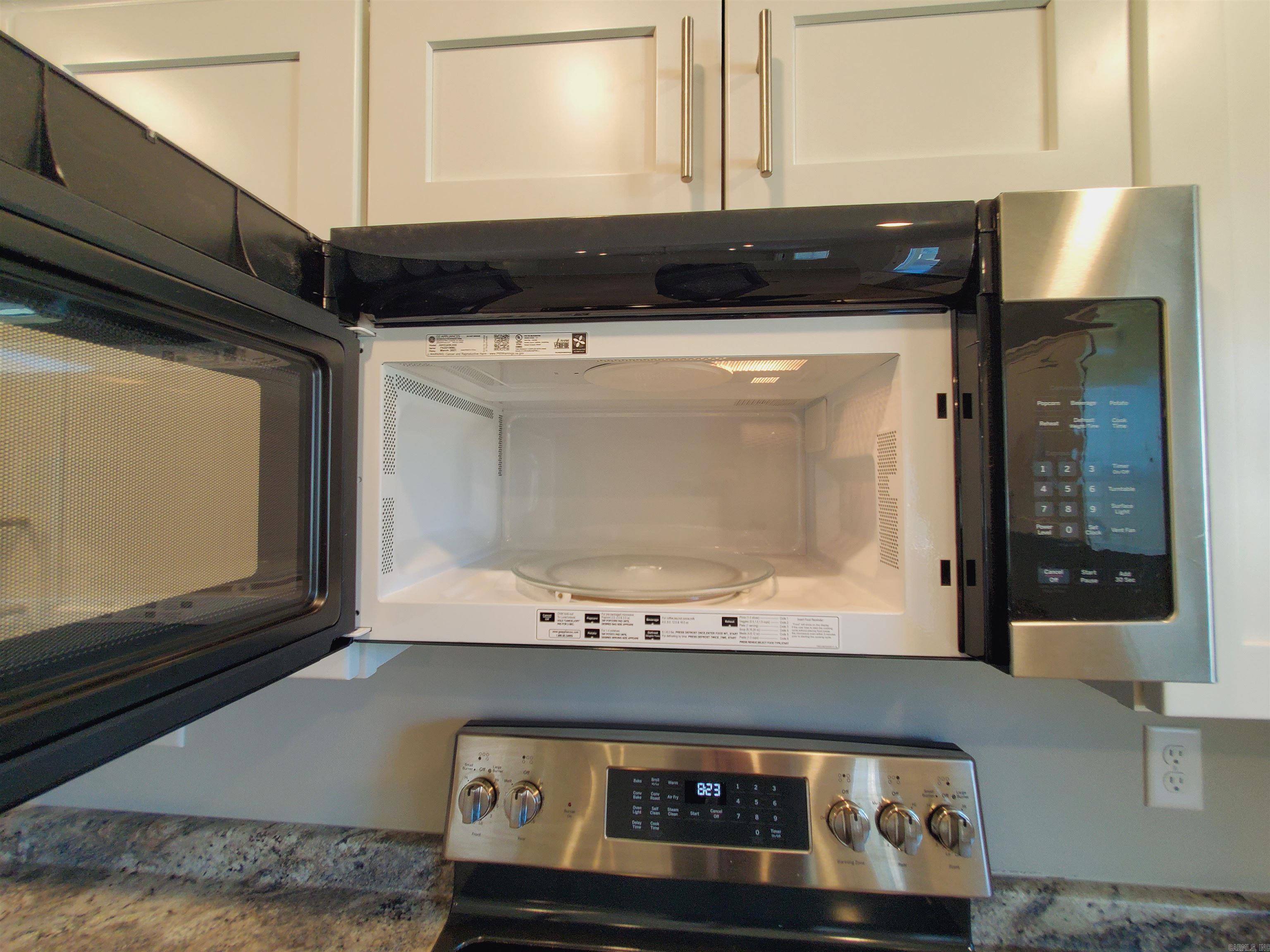 LAKE WOOD LANDING - Residential Lease