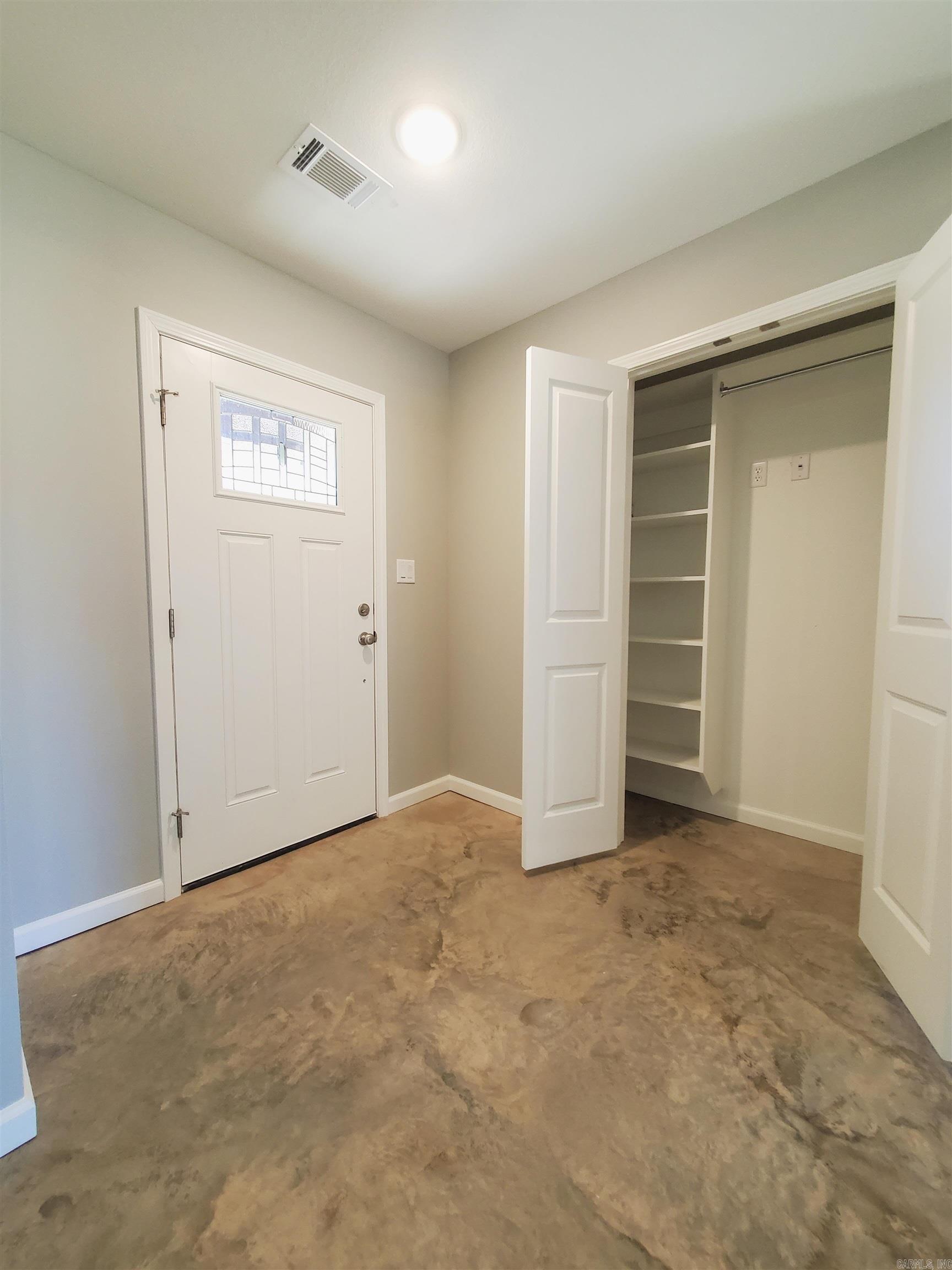 LAKE WOOD LANDING - Residential Lease