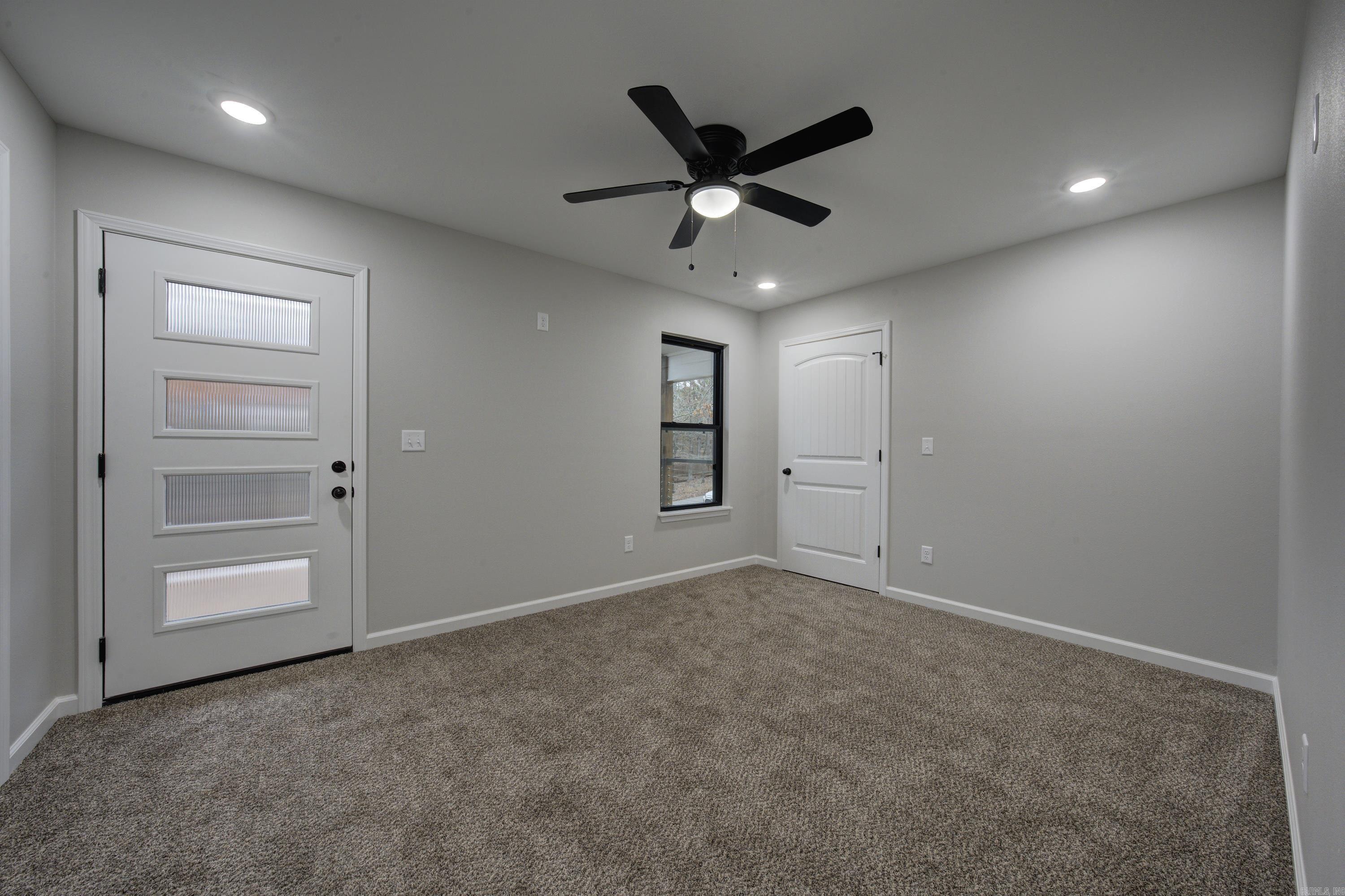 COWHIDE COVE HOME - Residential