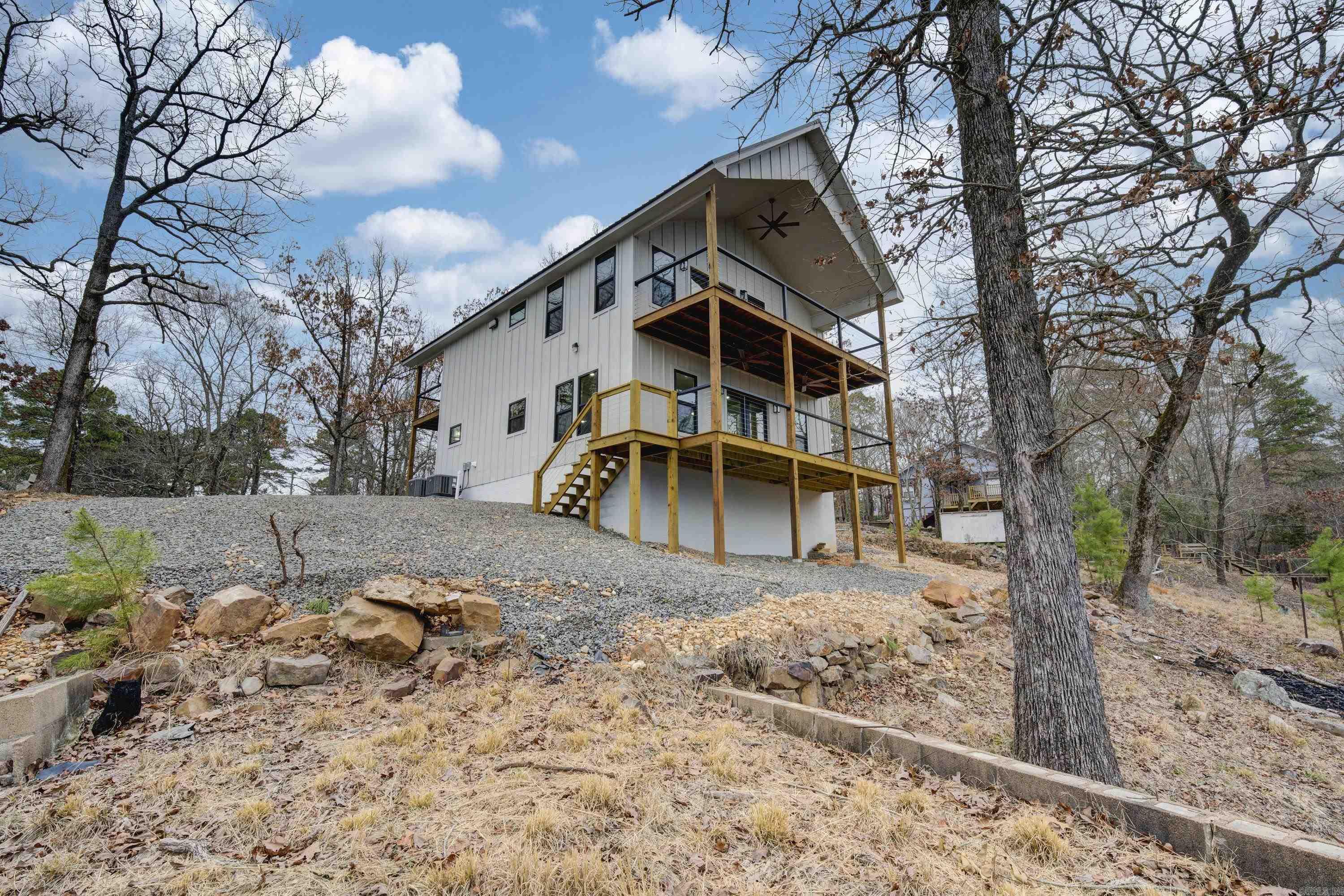 COWHIDE COVE HOME - Residential