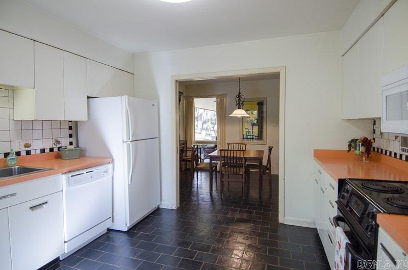 RIVER RIDGE MANOR - Residential