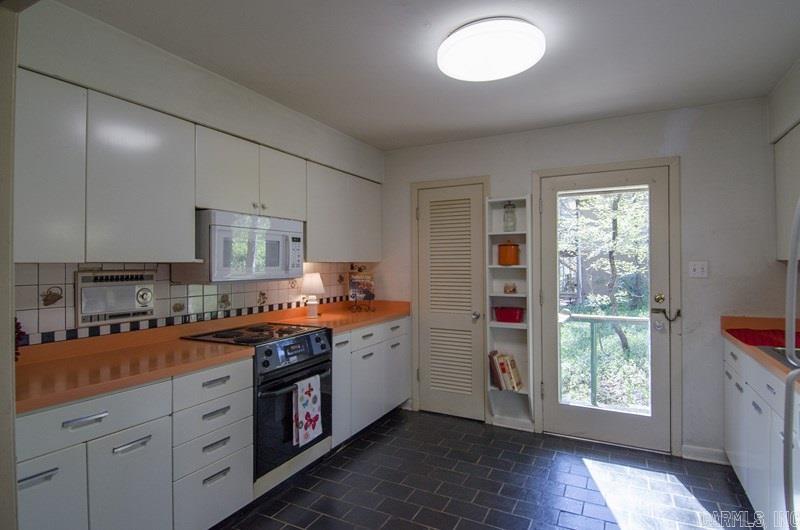 RIVER RIDGE MANOR - Residential