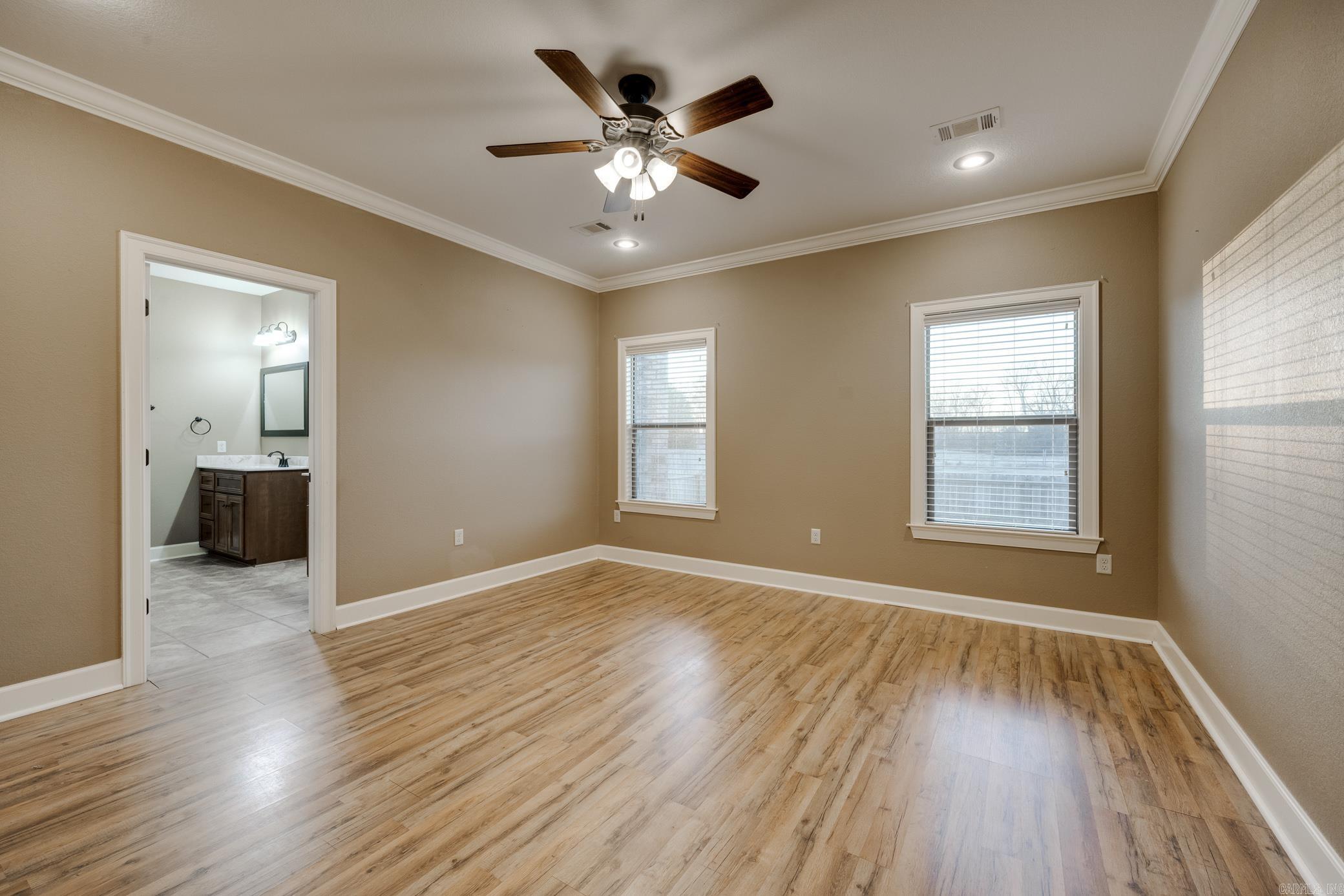 HUNTINGTON ESTATES - Residential