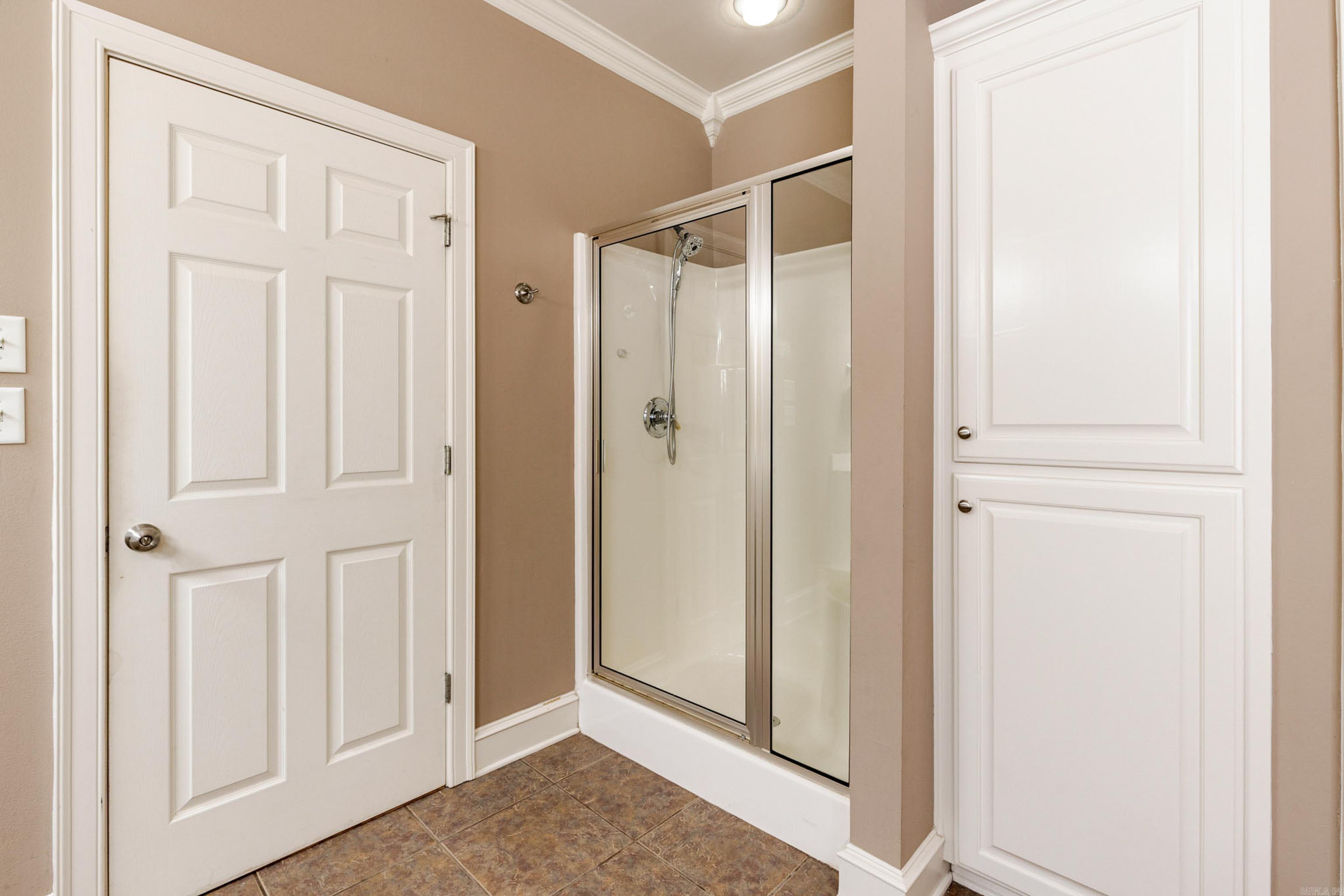 COUNTRY CLUB OF ARK THE - Residential